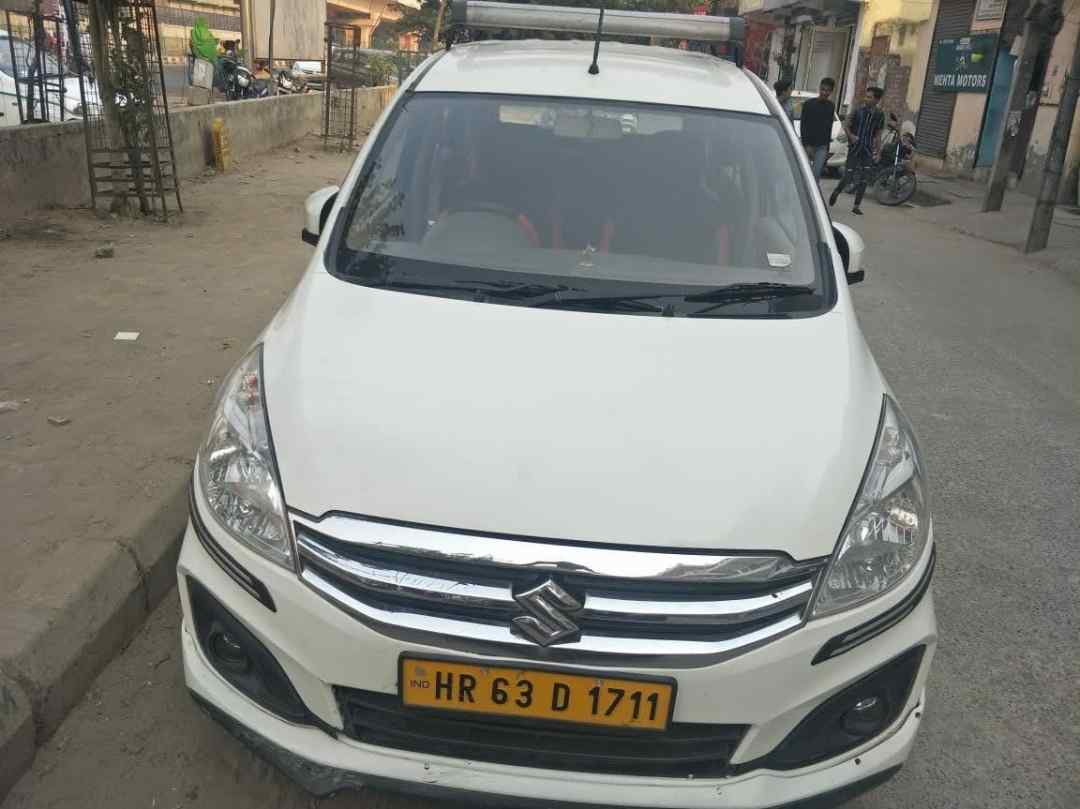 SUV Ertiga Car
