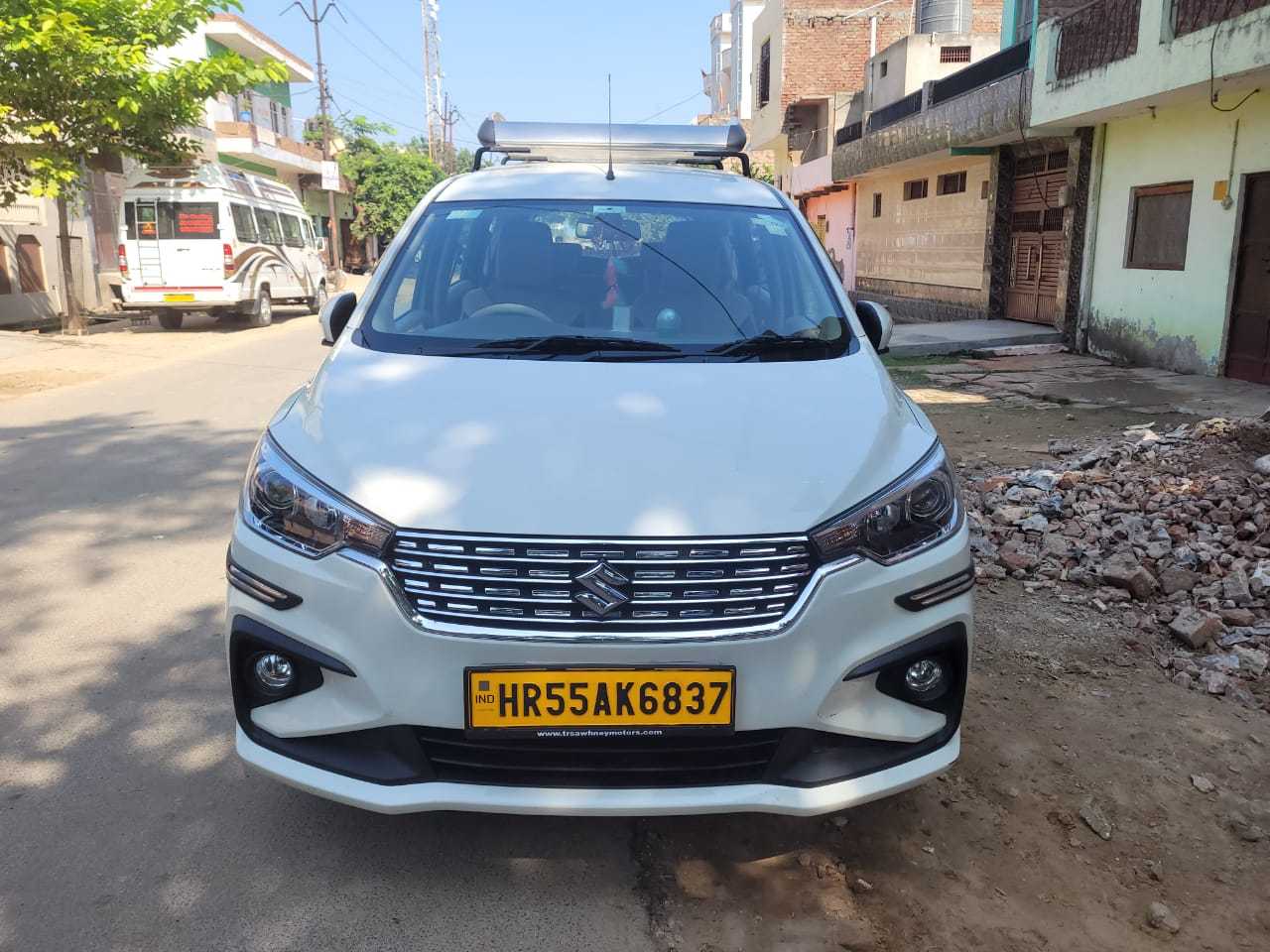 SUV Ertiga Car