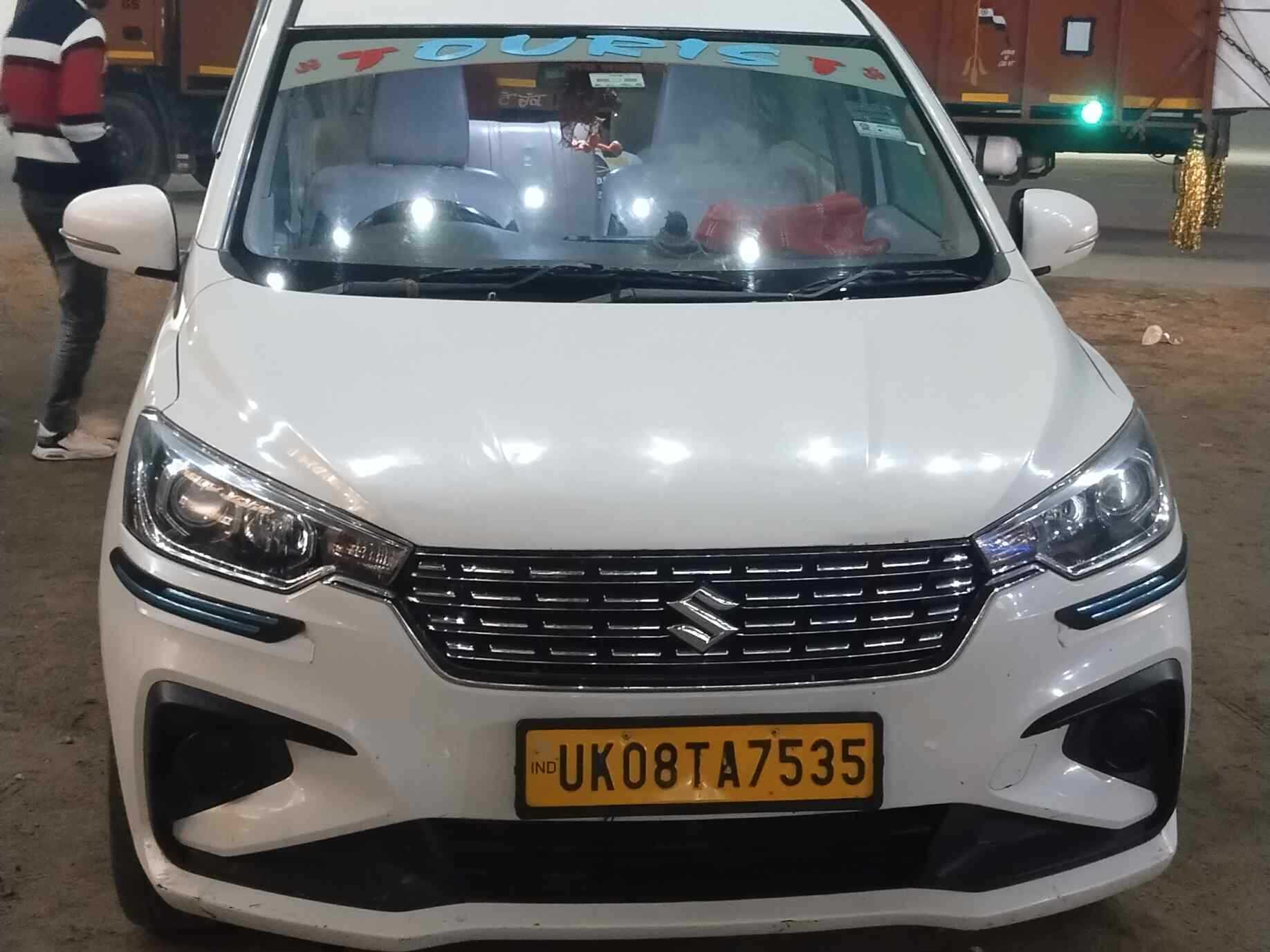 SUV Innova Car