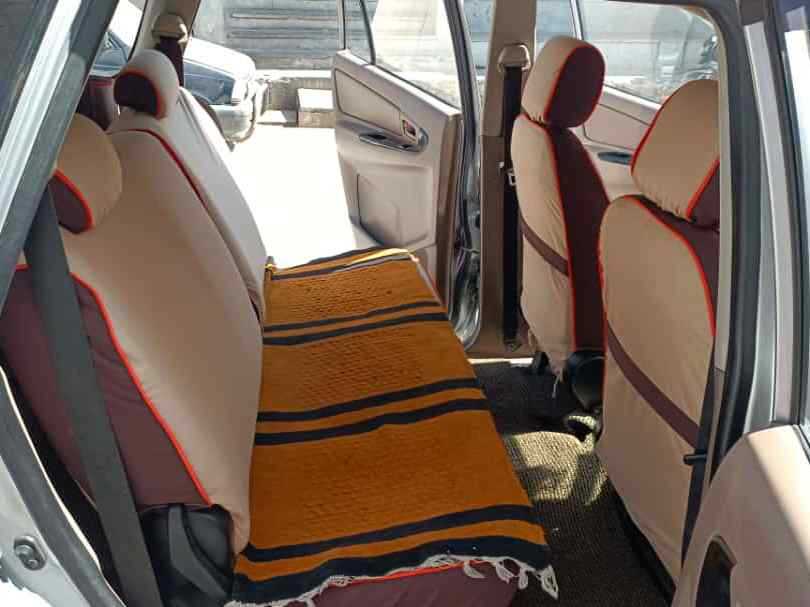 SUV Innova Car