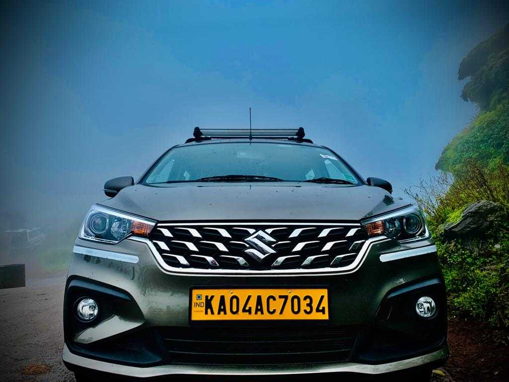 SUV Ertiga Car