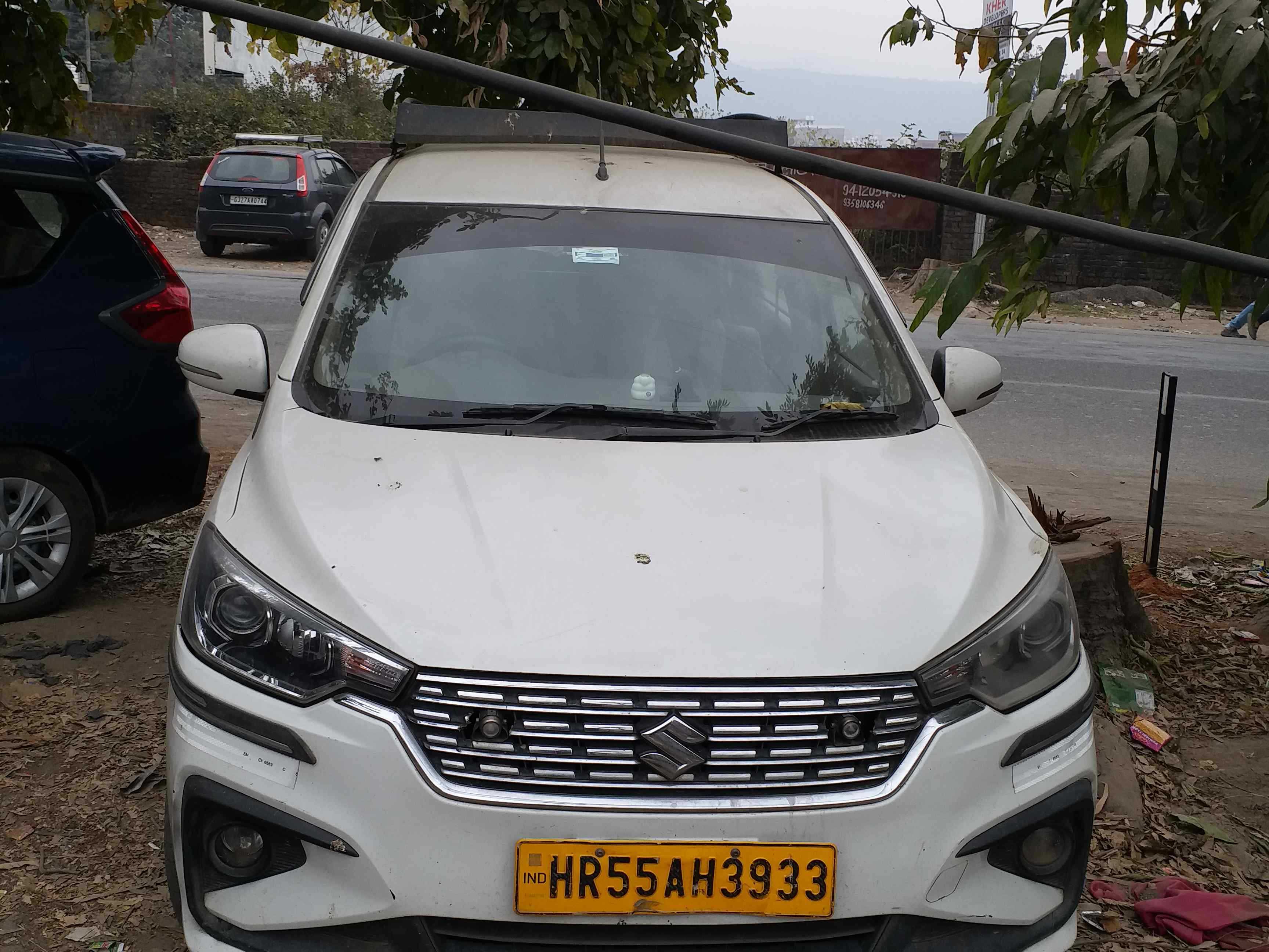 SUV Ertiga Car