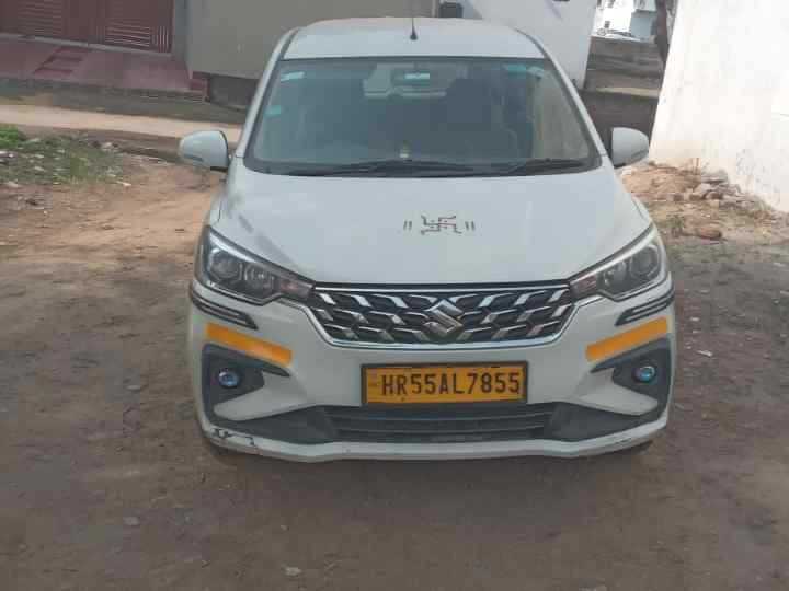 SUV Ertiga Car