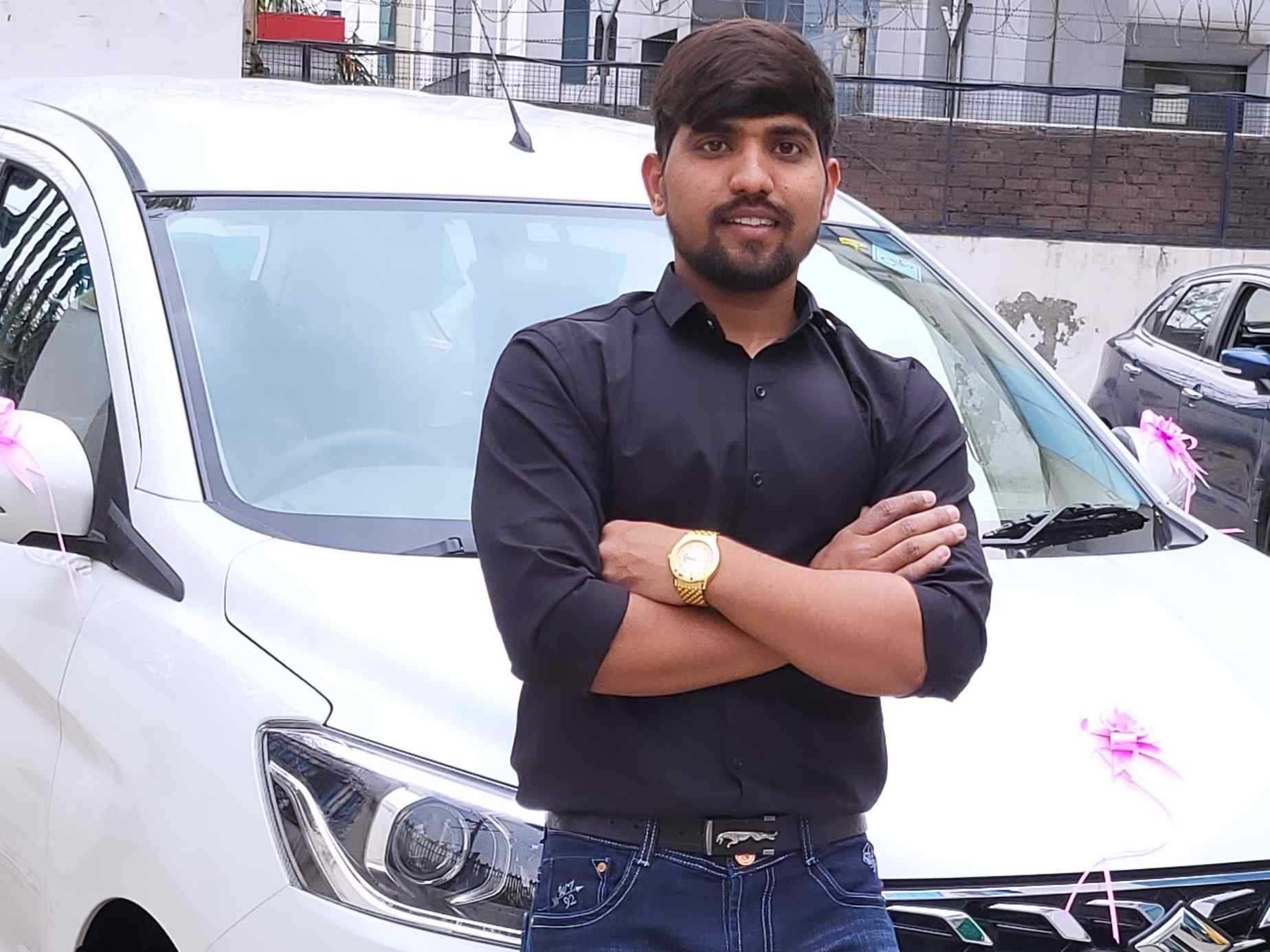 SUV Ertiga Car
