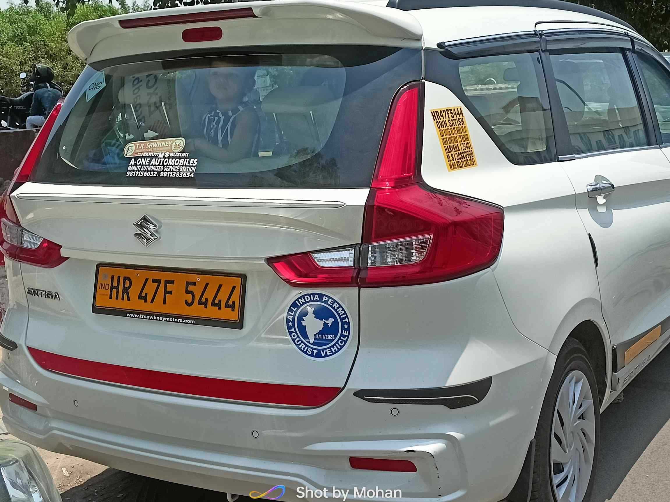 SUV Ertiga Car