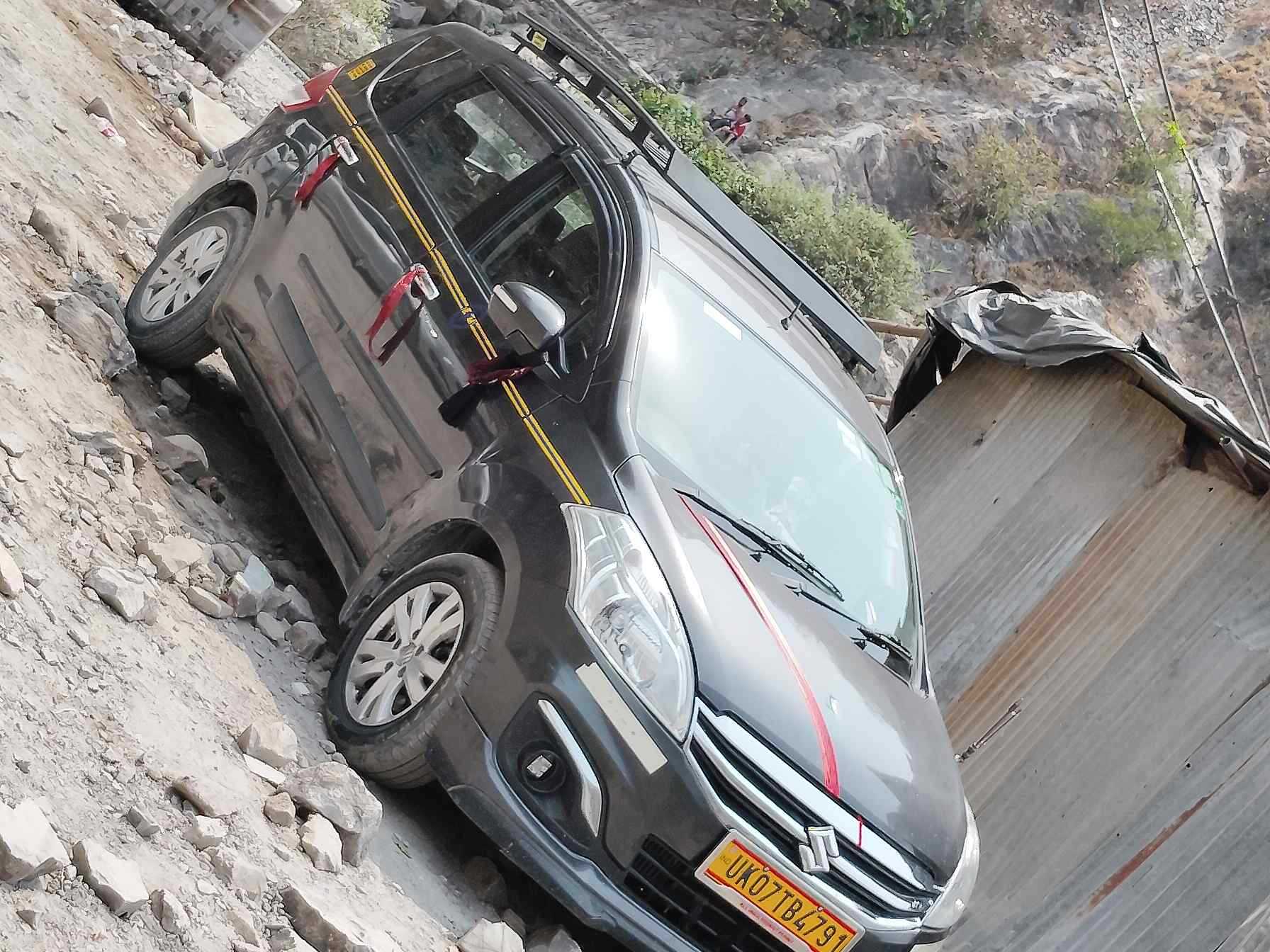 SUV Ertiga Car