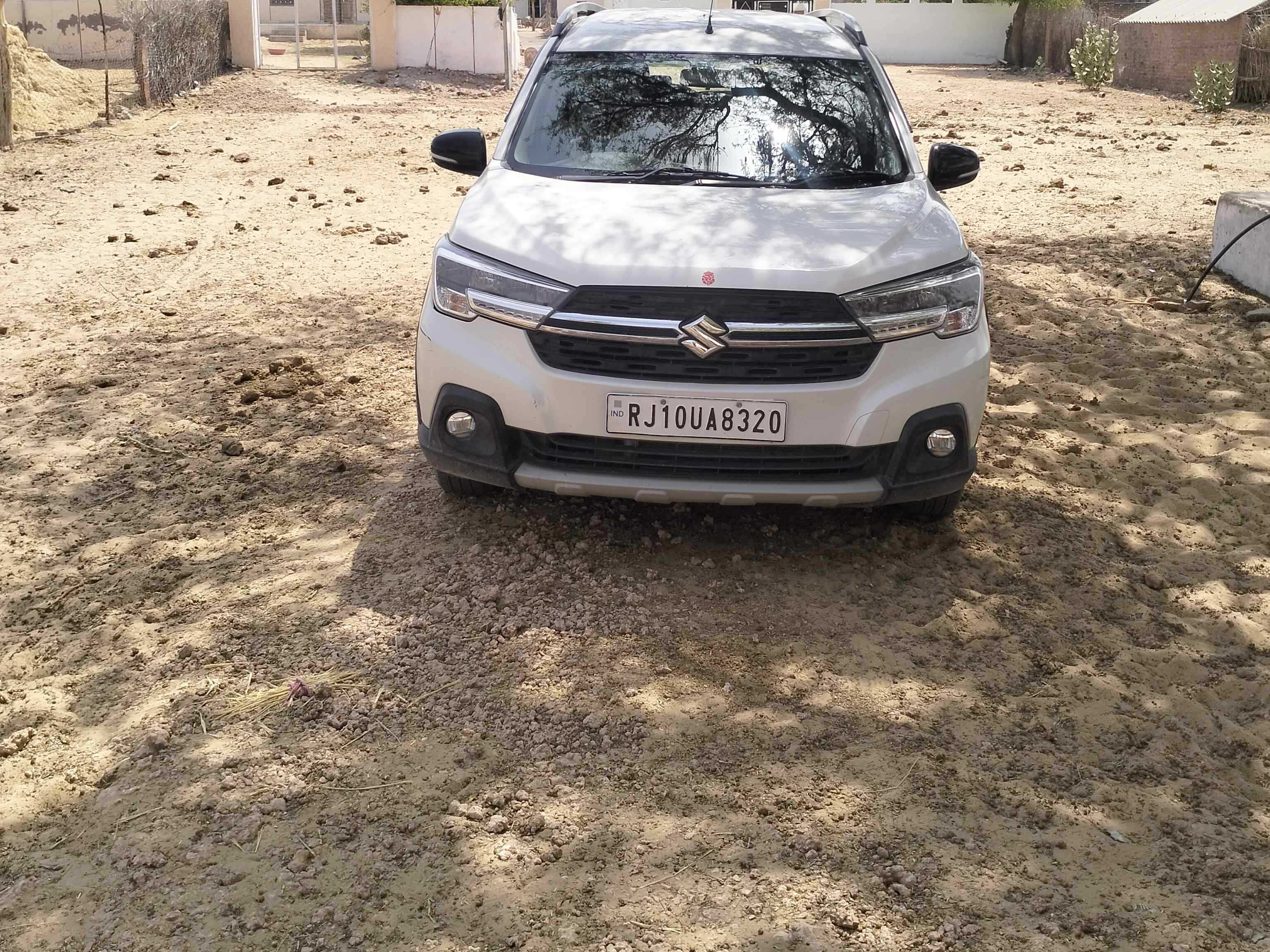 SUV Ertiga Car