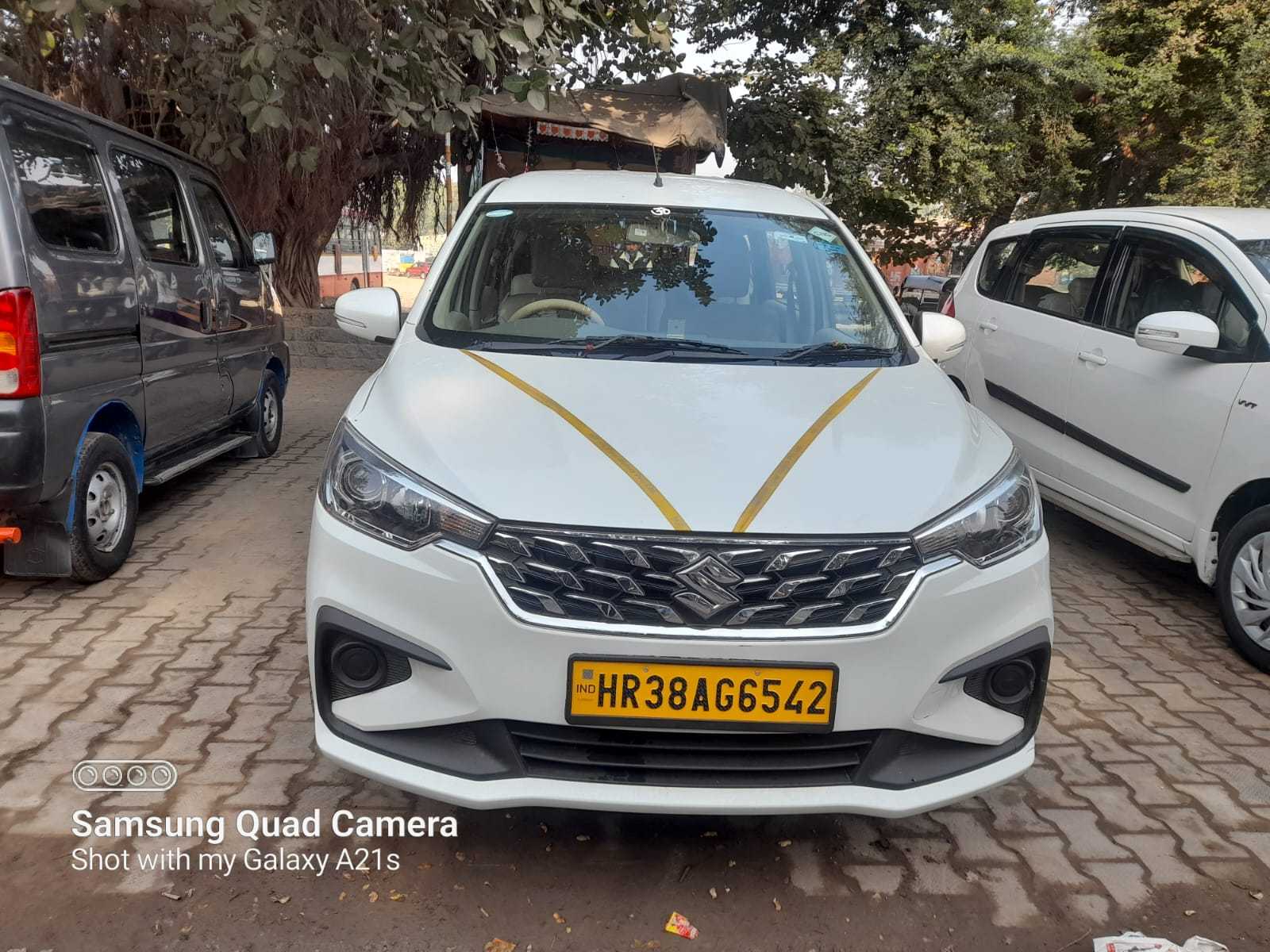 SUV Ertiga Car