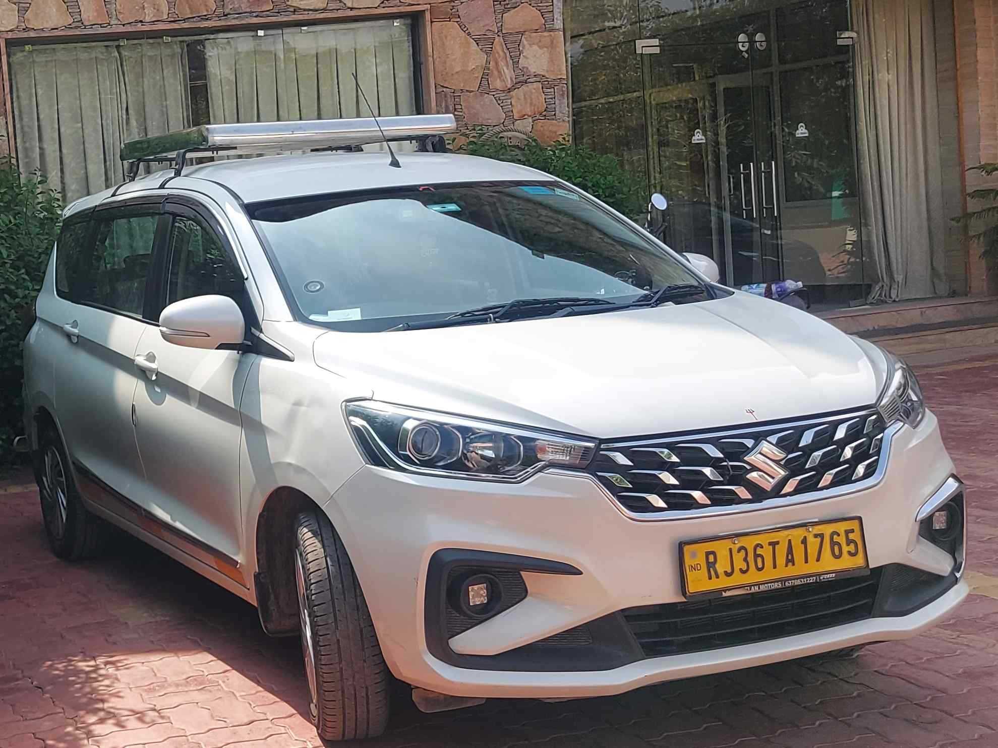 SUV Ertiga Car
