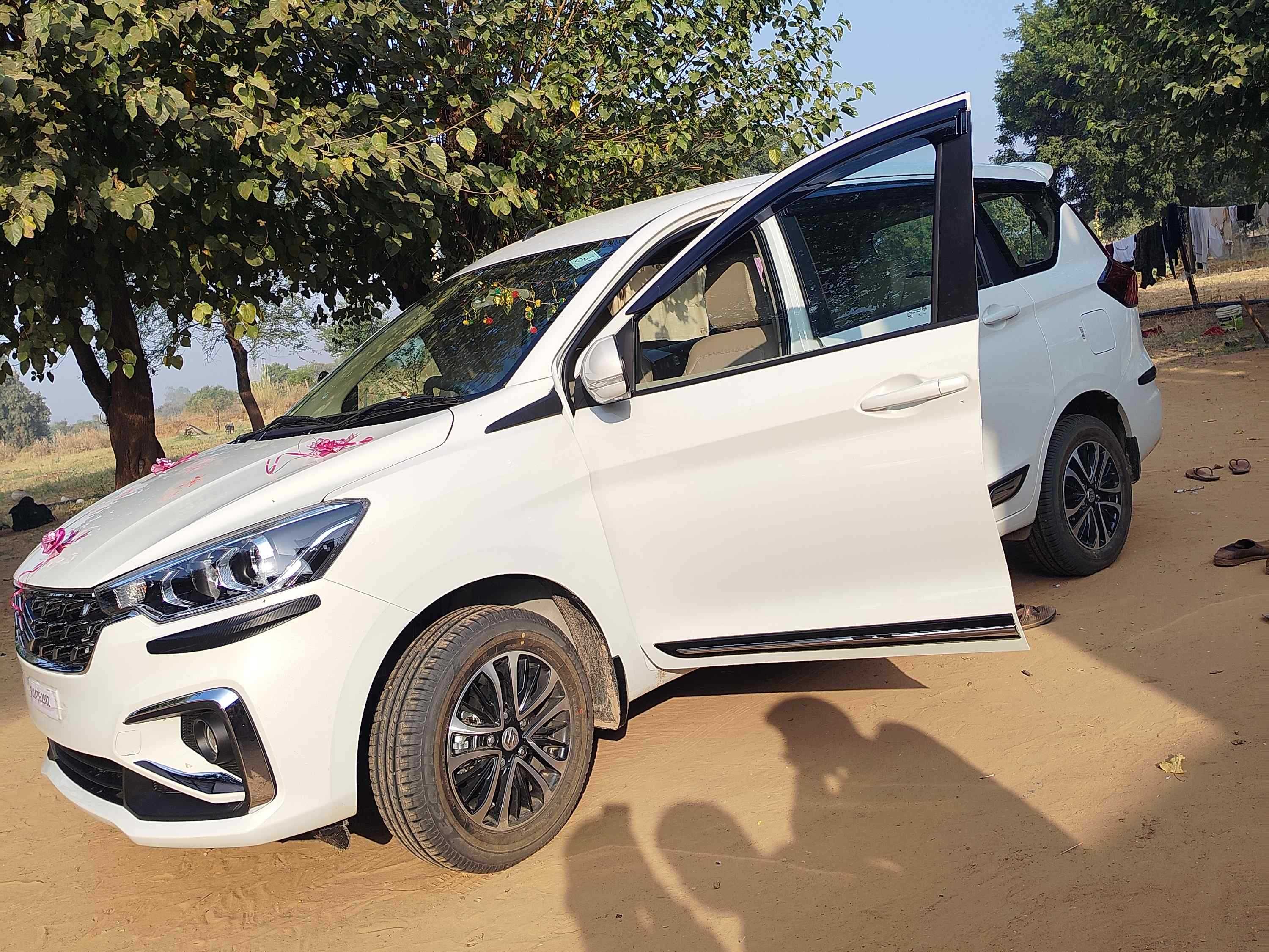 SUV Ertiga Car