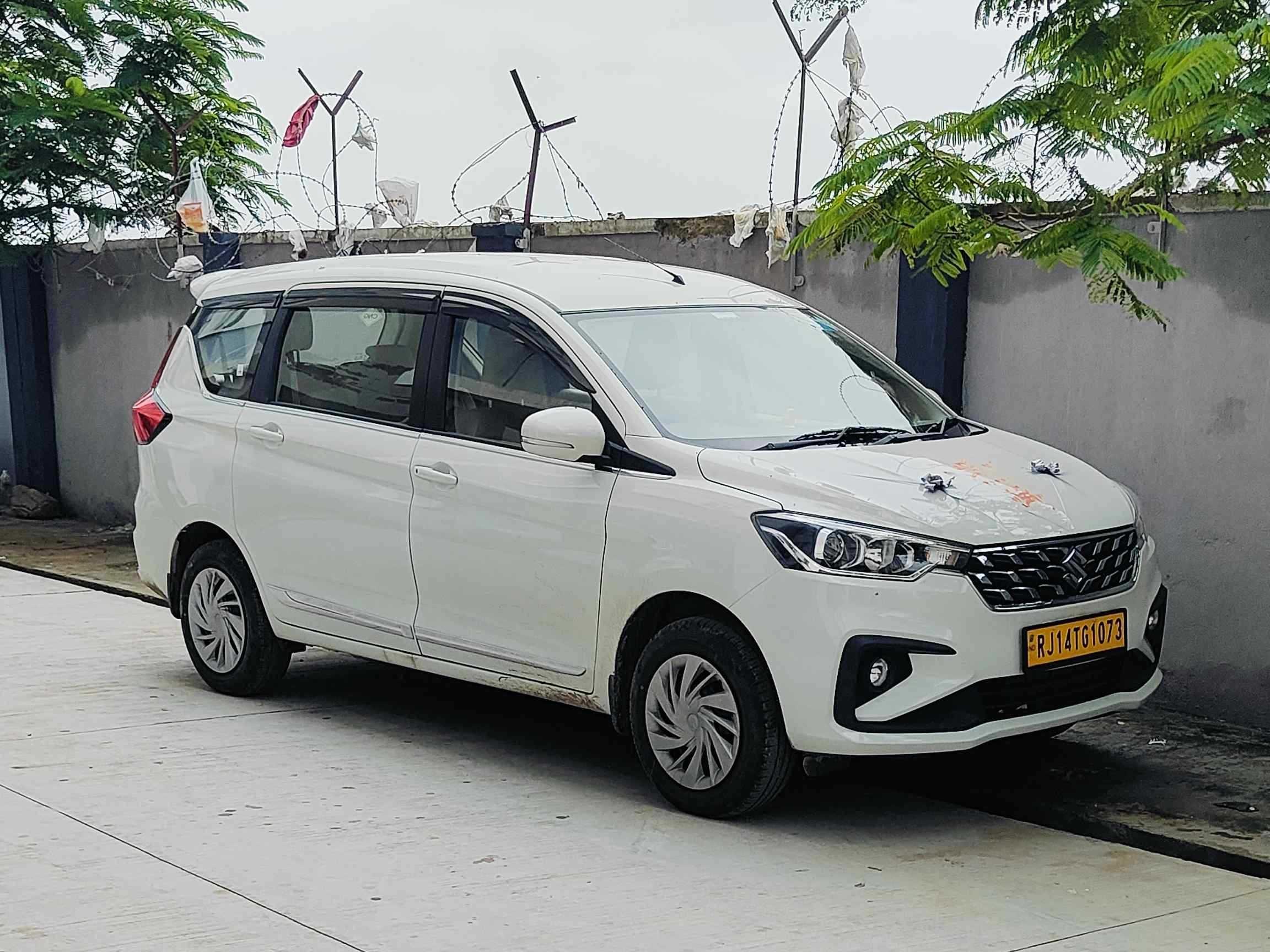 SUV Ertiga Car