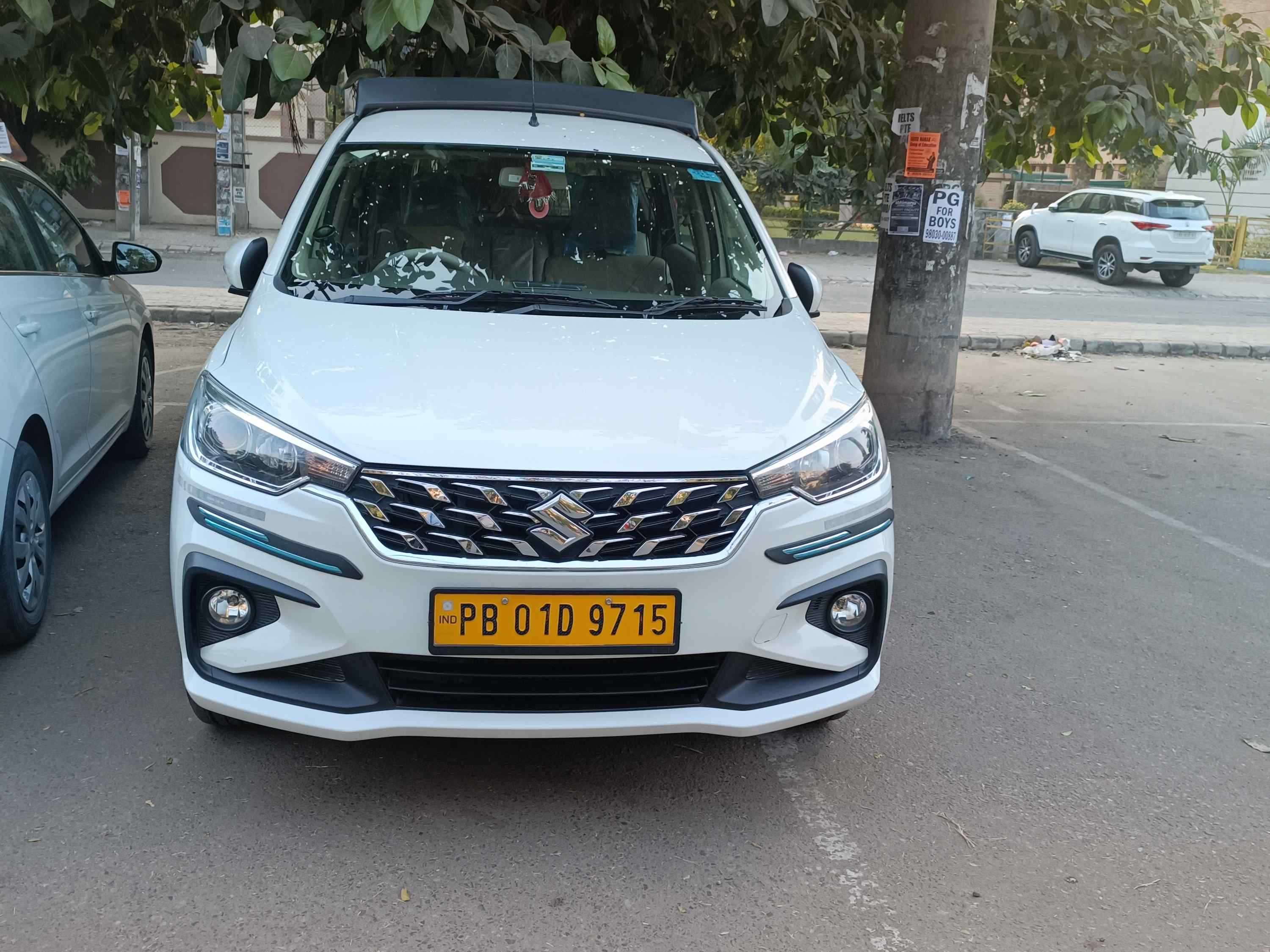 SUV Ertiga Car