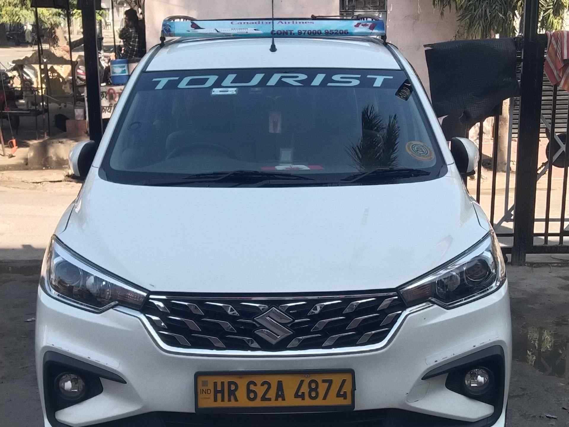 SUV Ertiga Car
