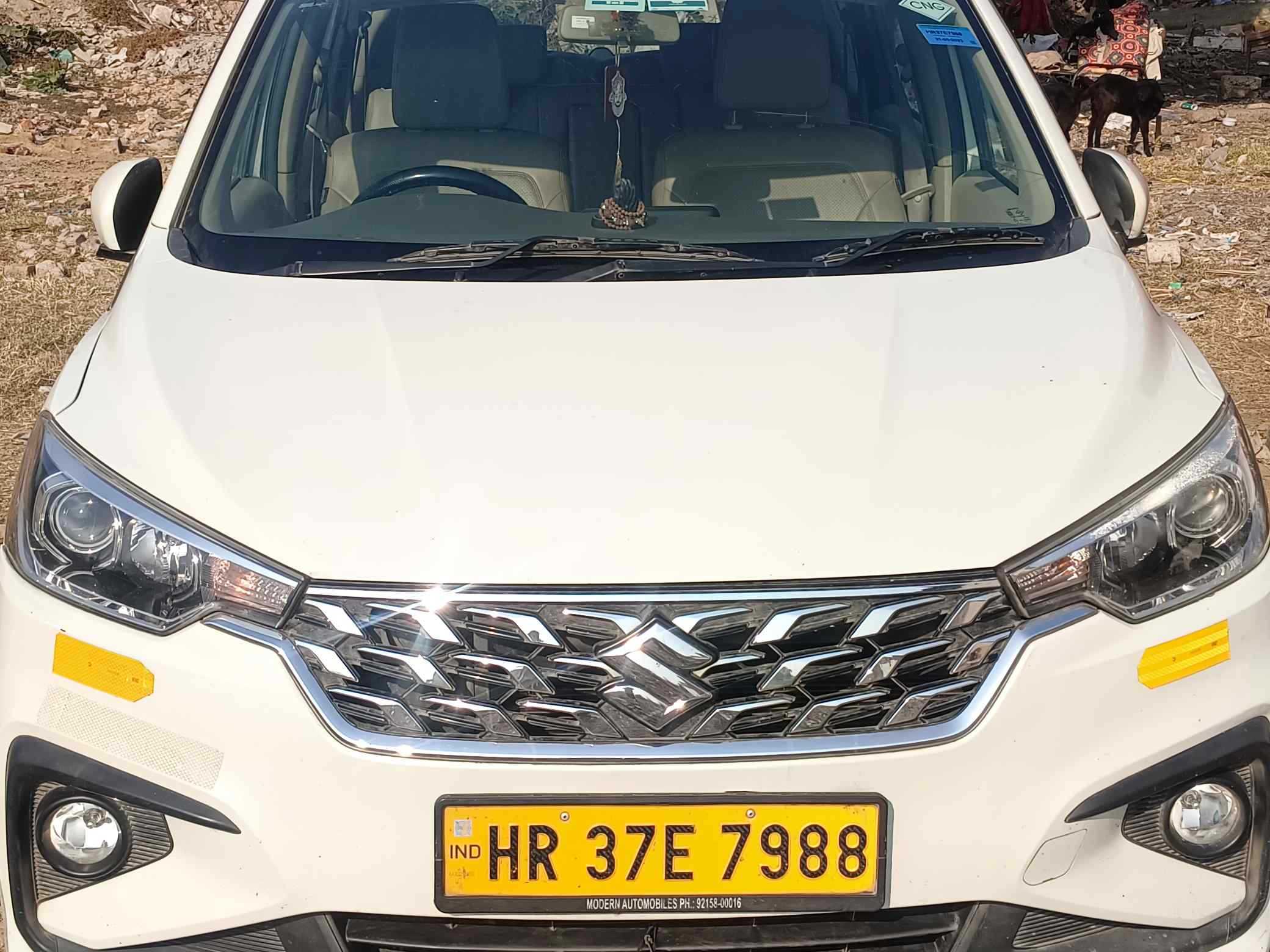 SUV Innova Car