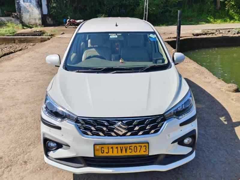 SUV Innova Car