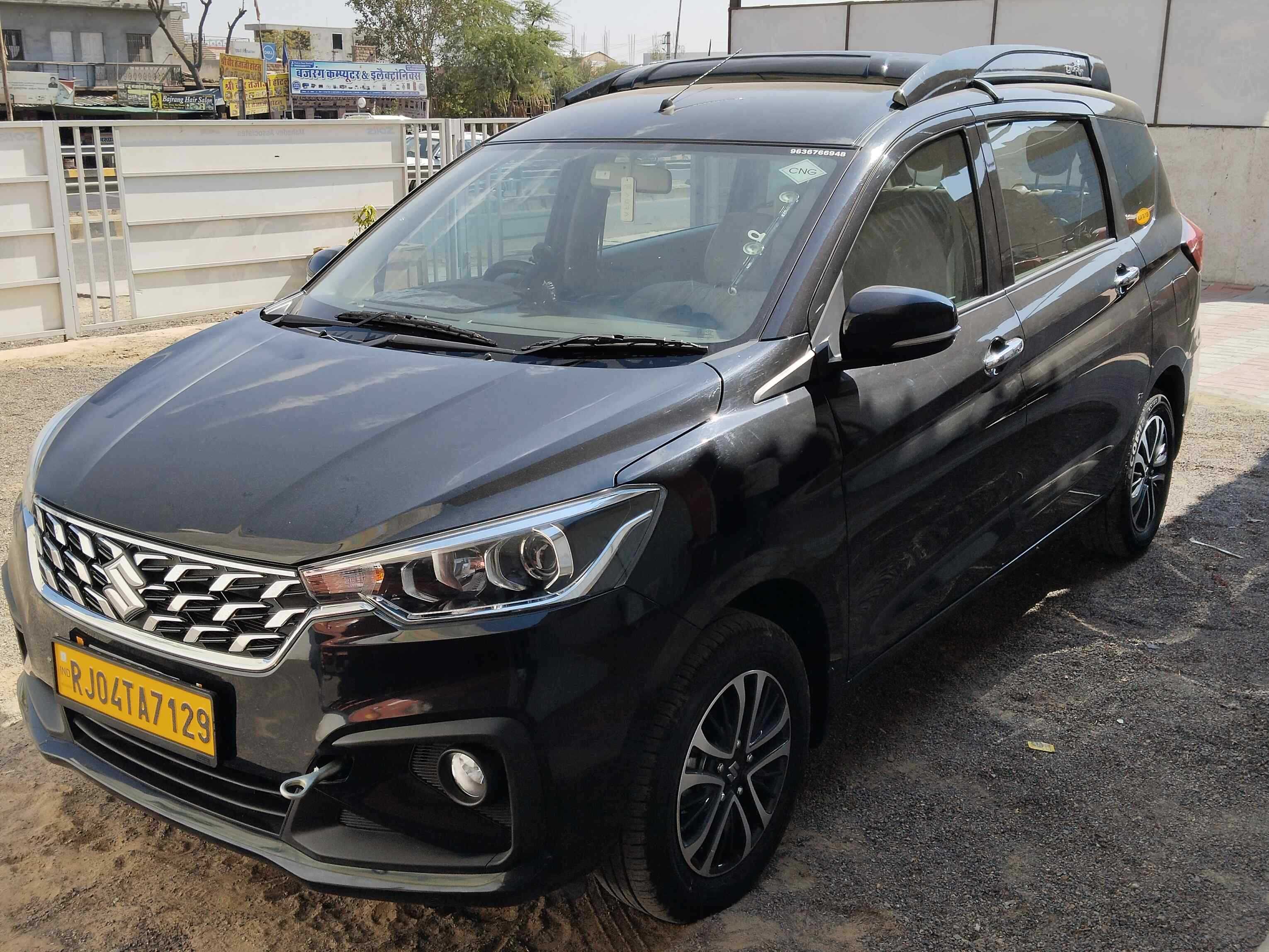 SUV Innova Car