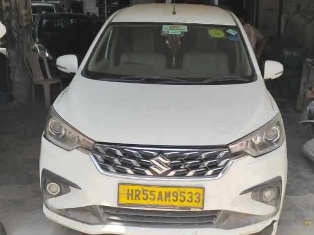 SUV Innova Car