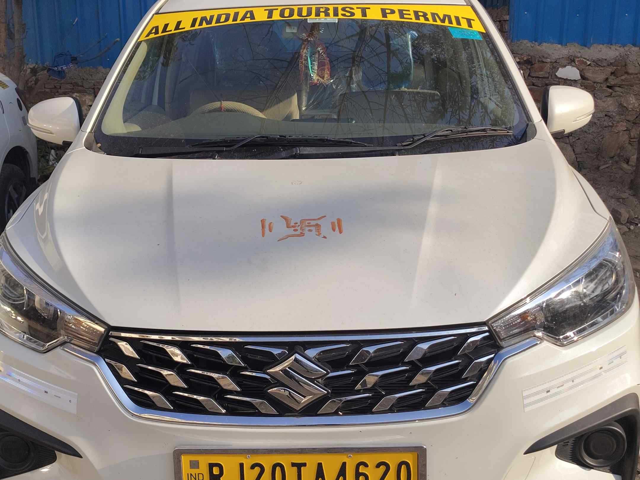SUV Ertiga Car