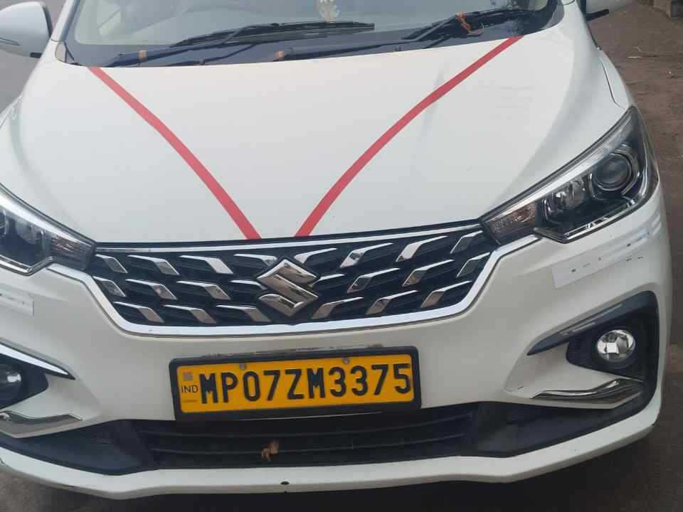 SUV Ertiga Car