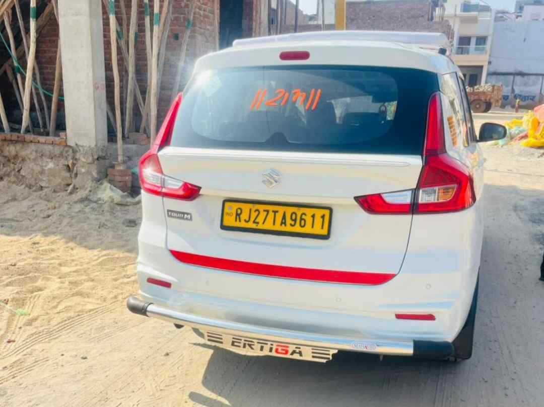 SUV Ertiga Car