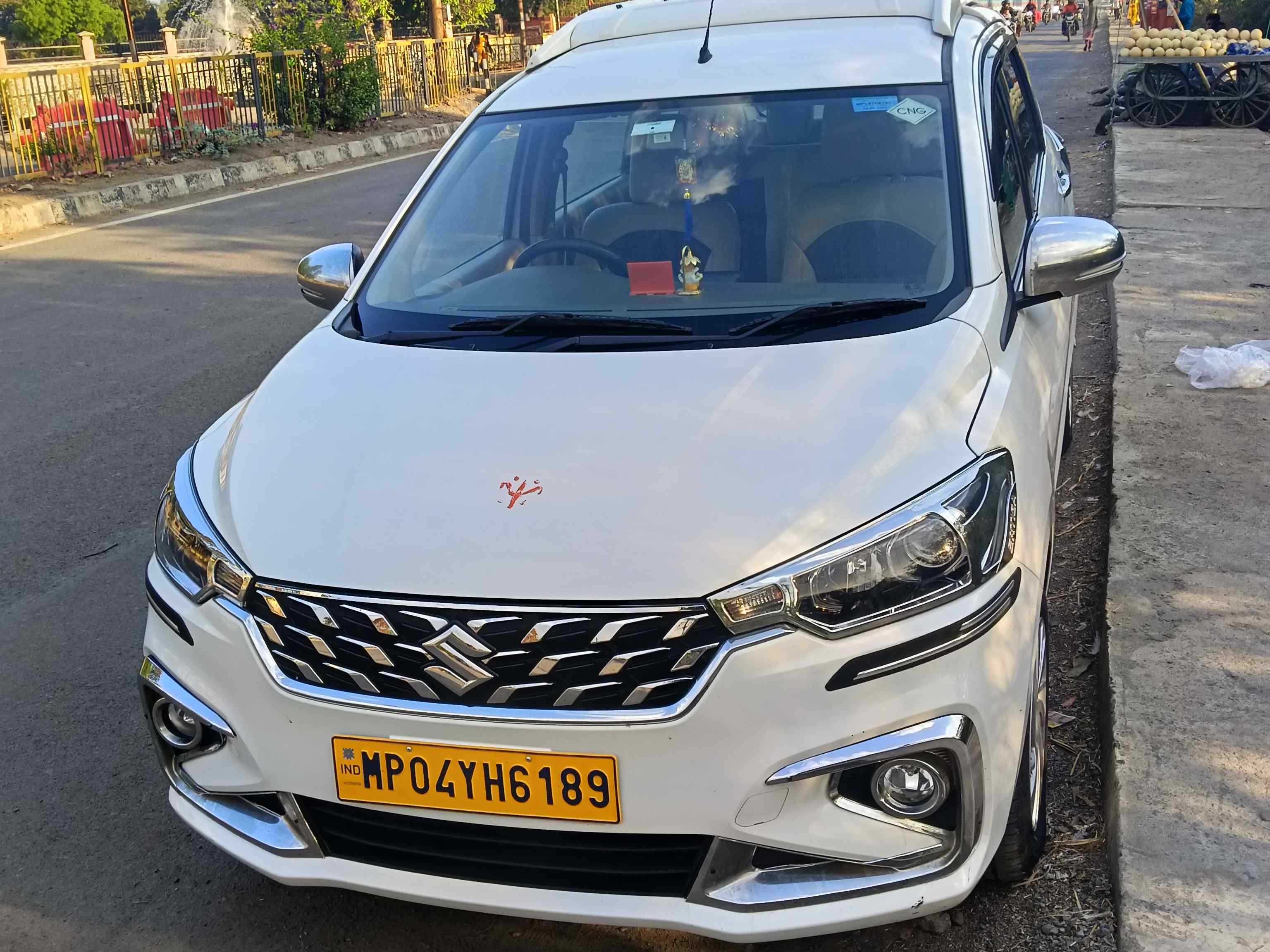 SUV Ertiga Car