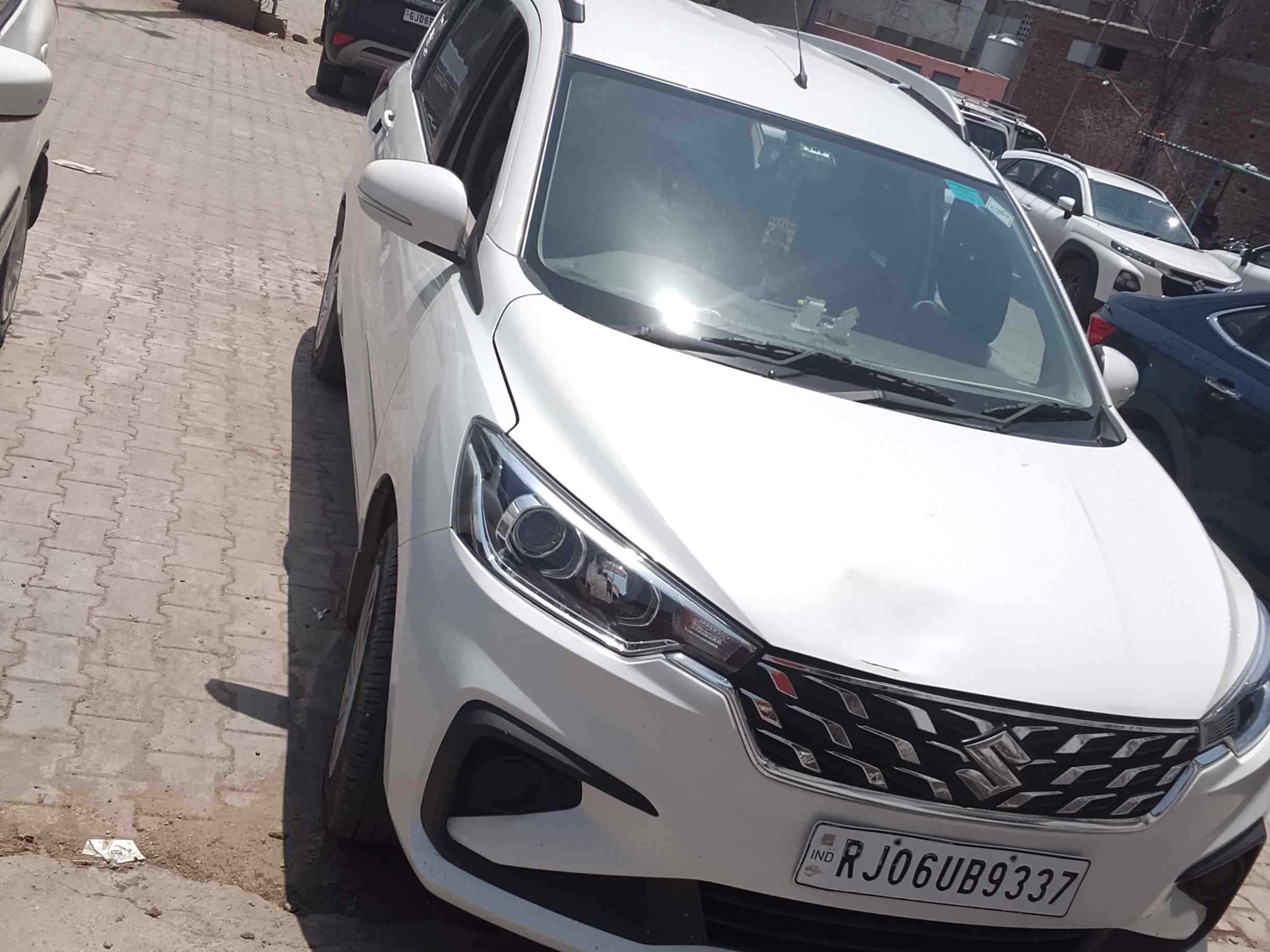 SUV Ertiga Car