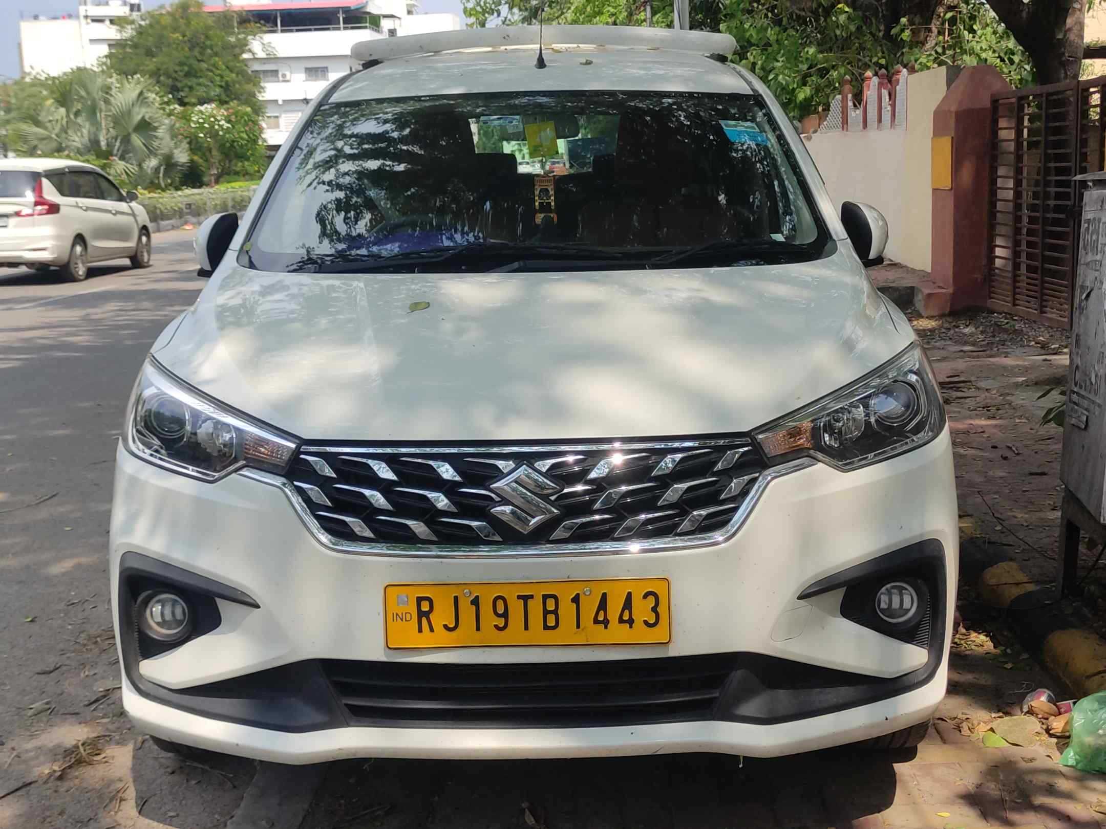 SUV Ertiga Car