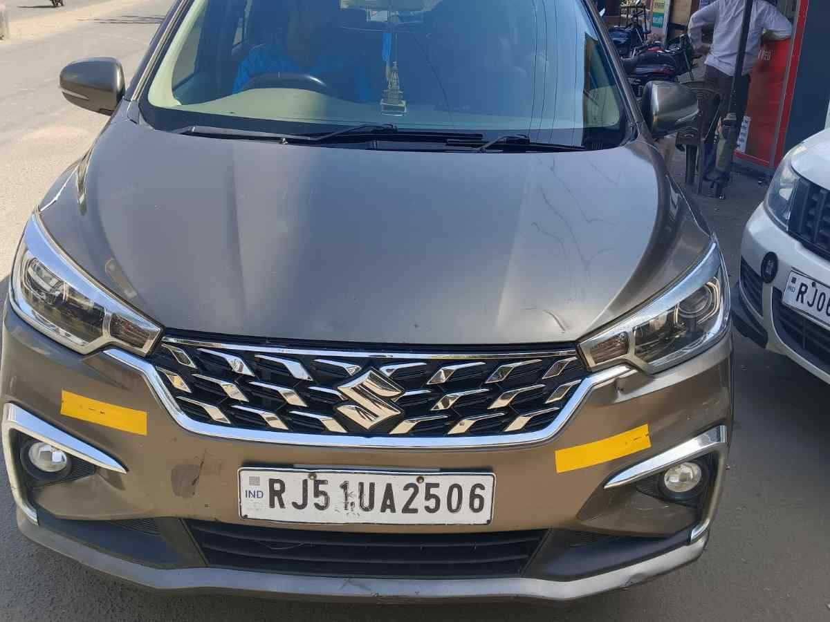 SUV Ertiga Car
