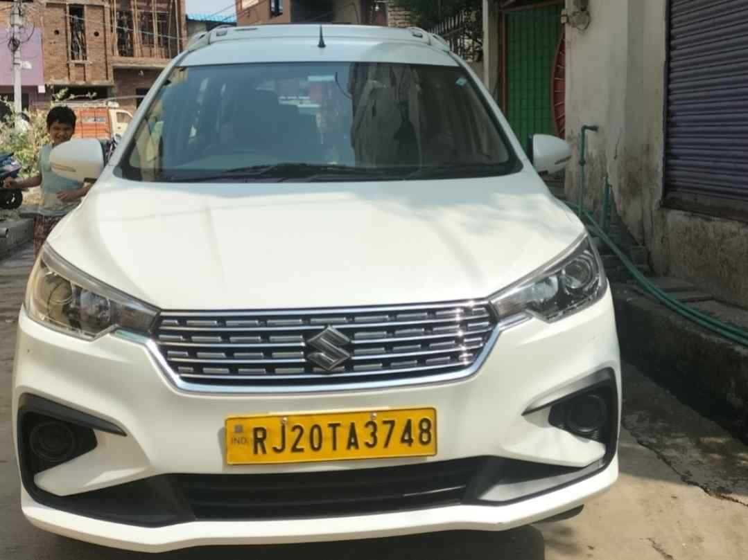 SUV Ertiga Car