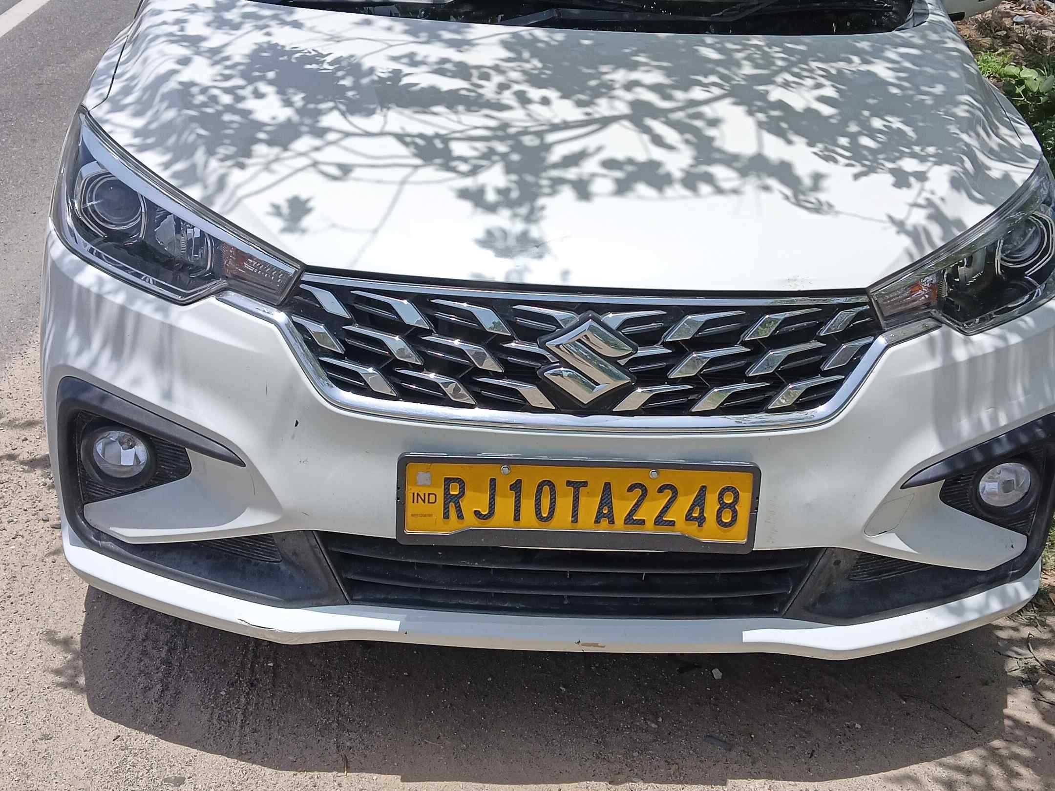 SUV Ertiga Car