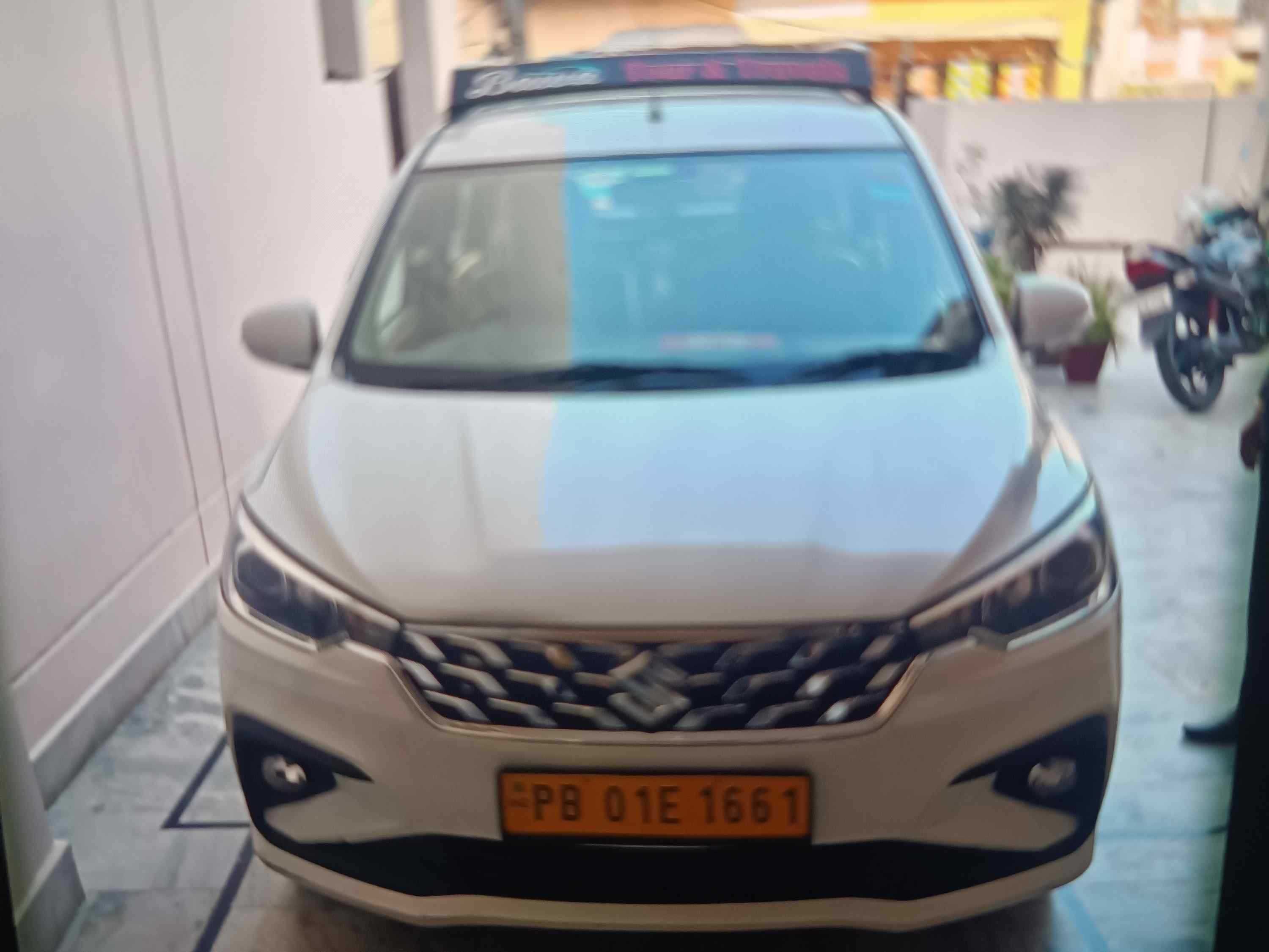 SUV Ertiga Car