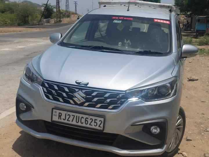 SUV Ertiga Car