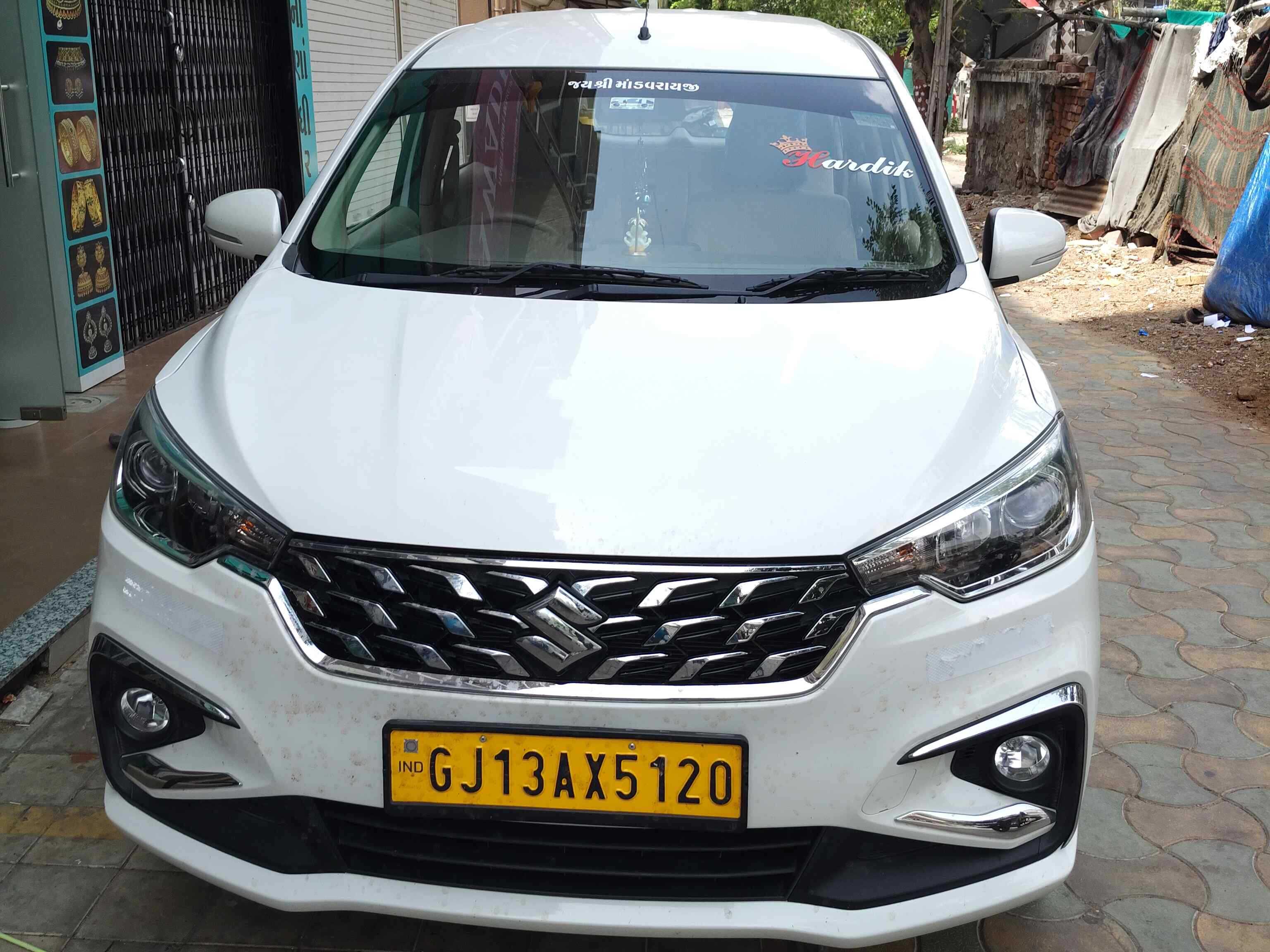 SUV Ertiga Car