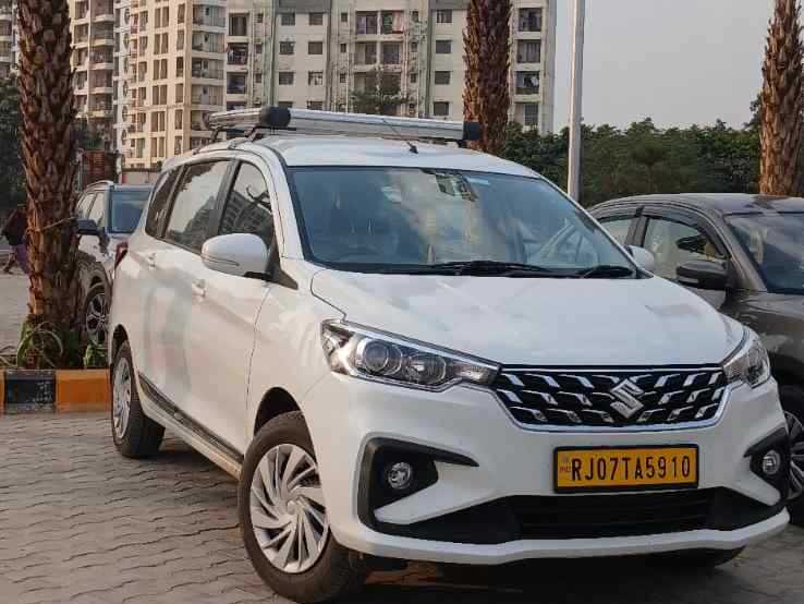 SUV Ertiga Car