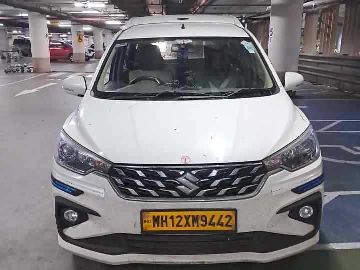 SUV Ertiga Car