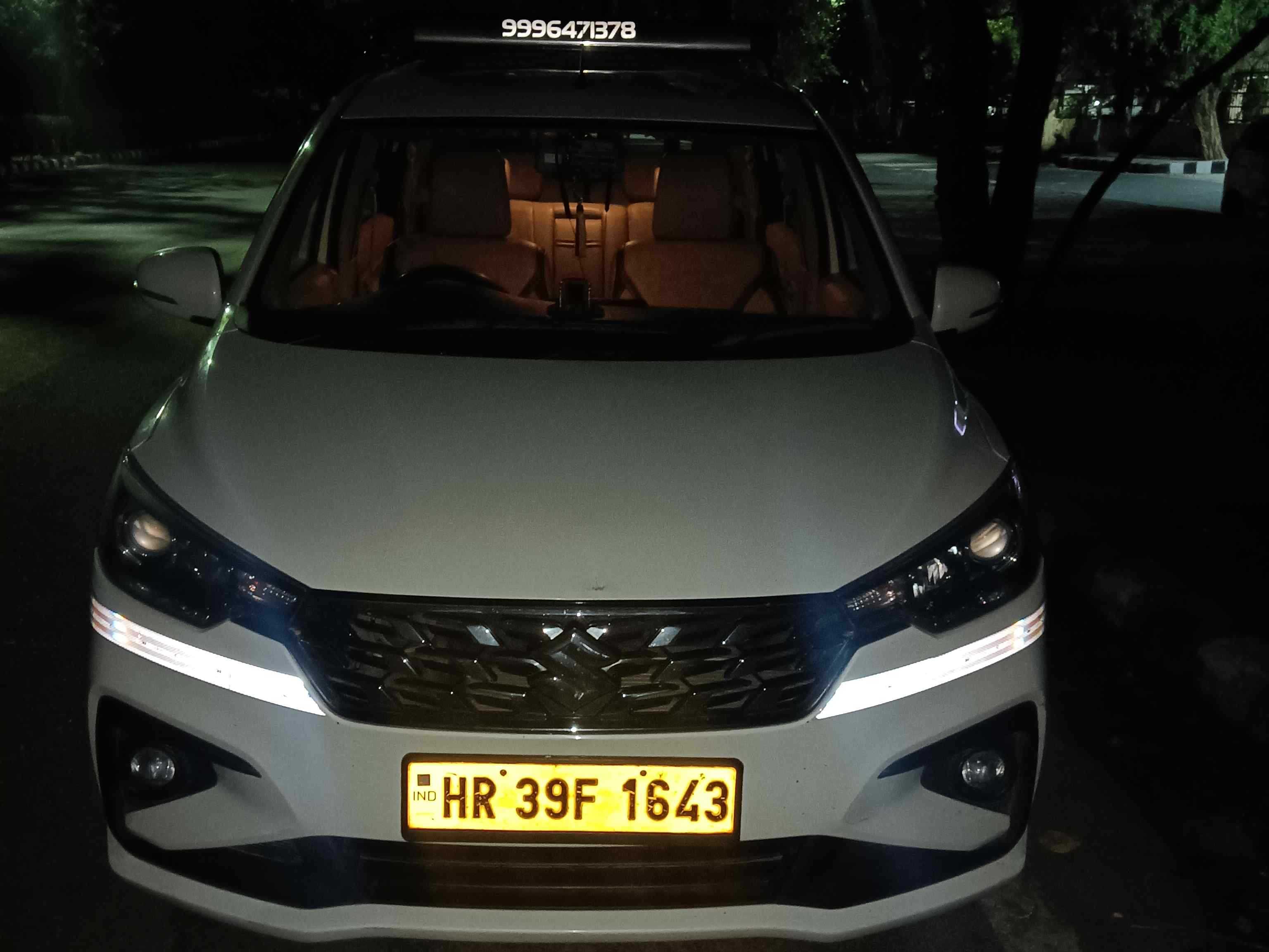 SUV Ertiga Car