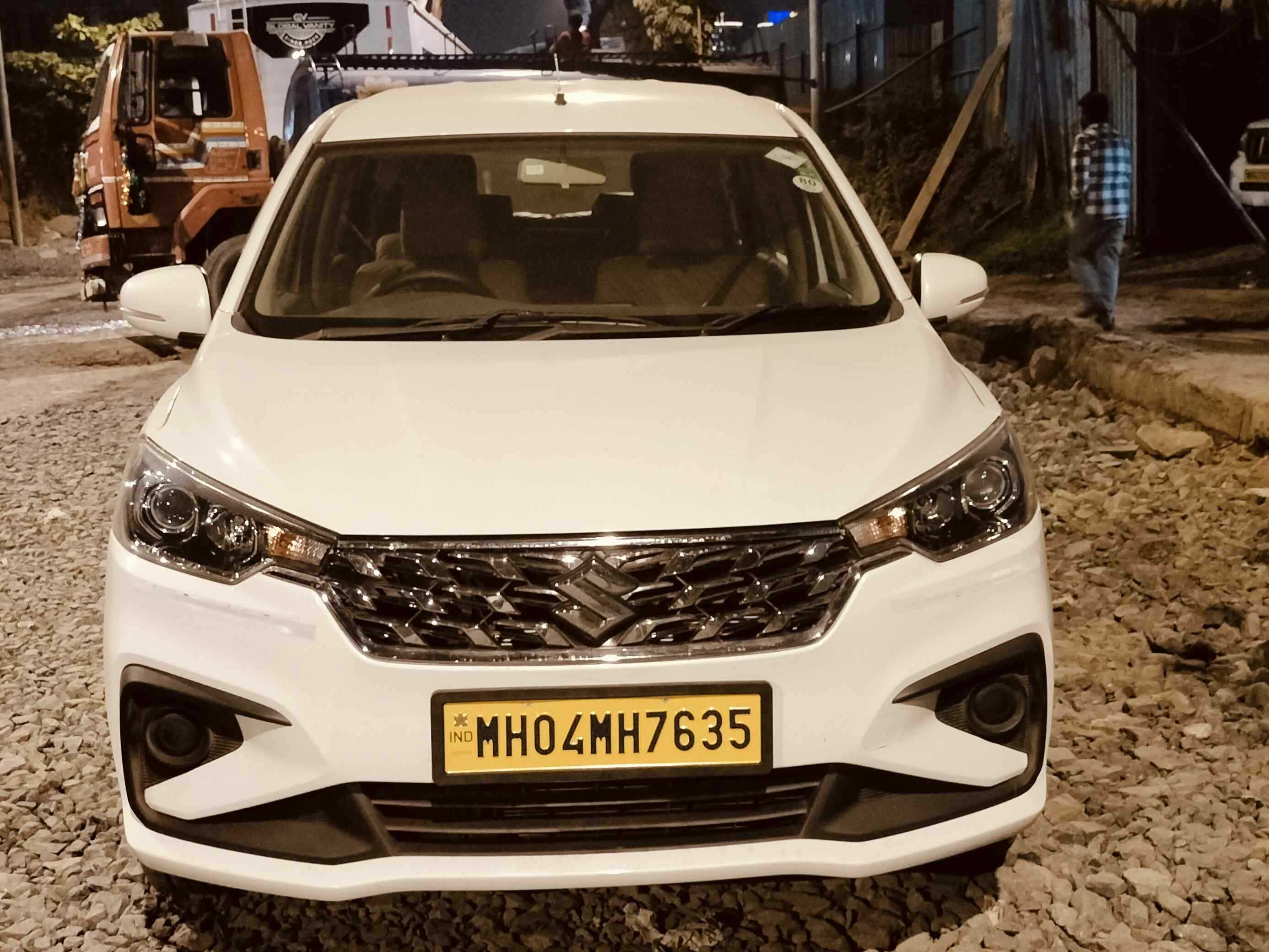 SUV Ertiga Car