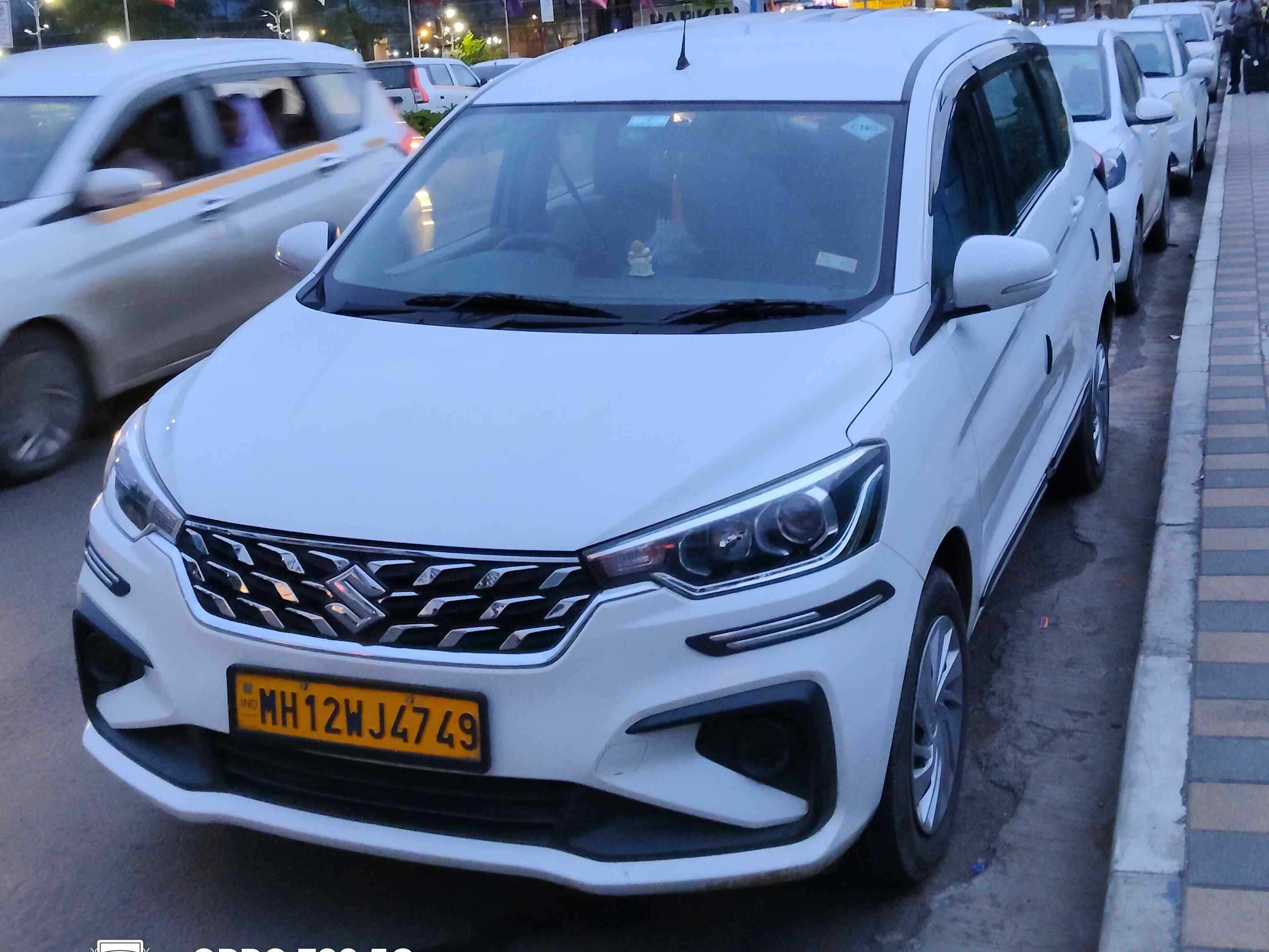 SUV Ertiga Car