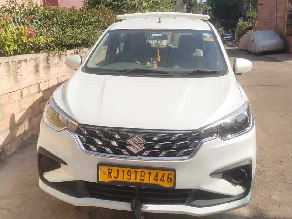 SUV Ertiga Car