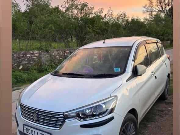 SUV Ertiga Car