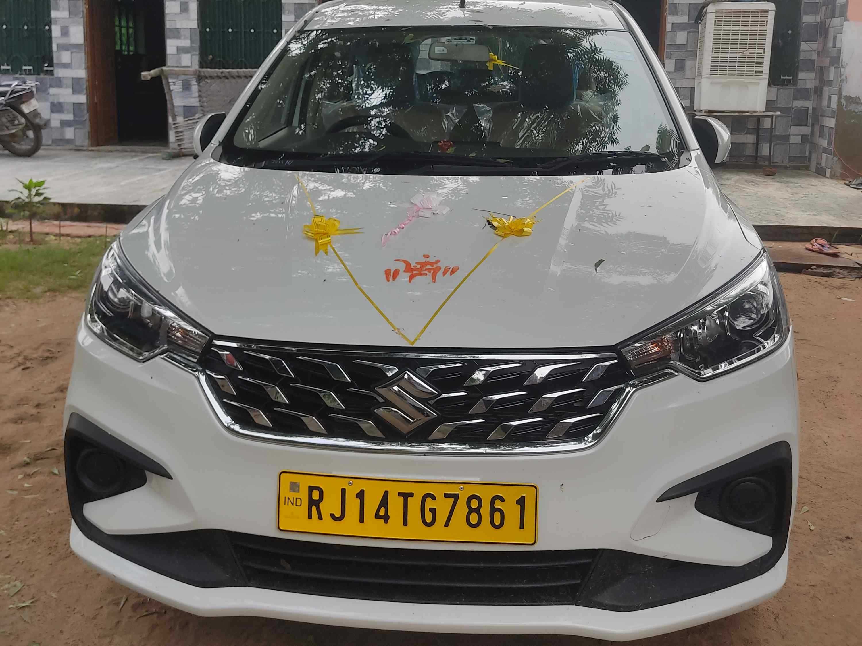 SUV Ertiga Car