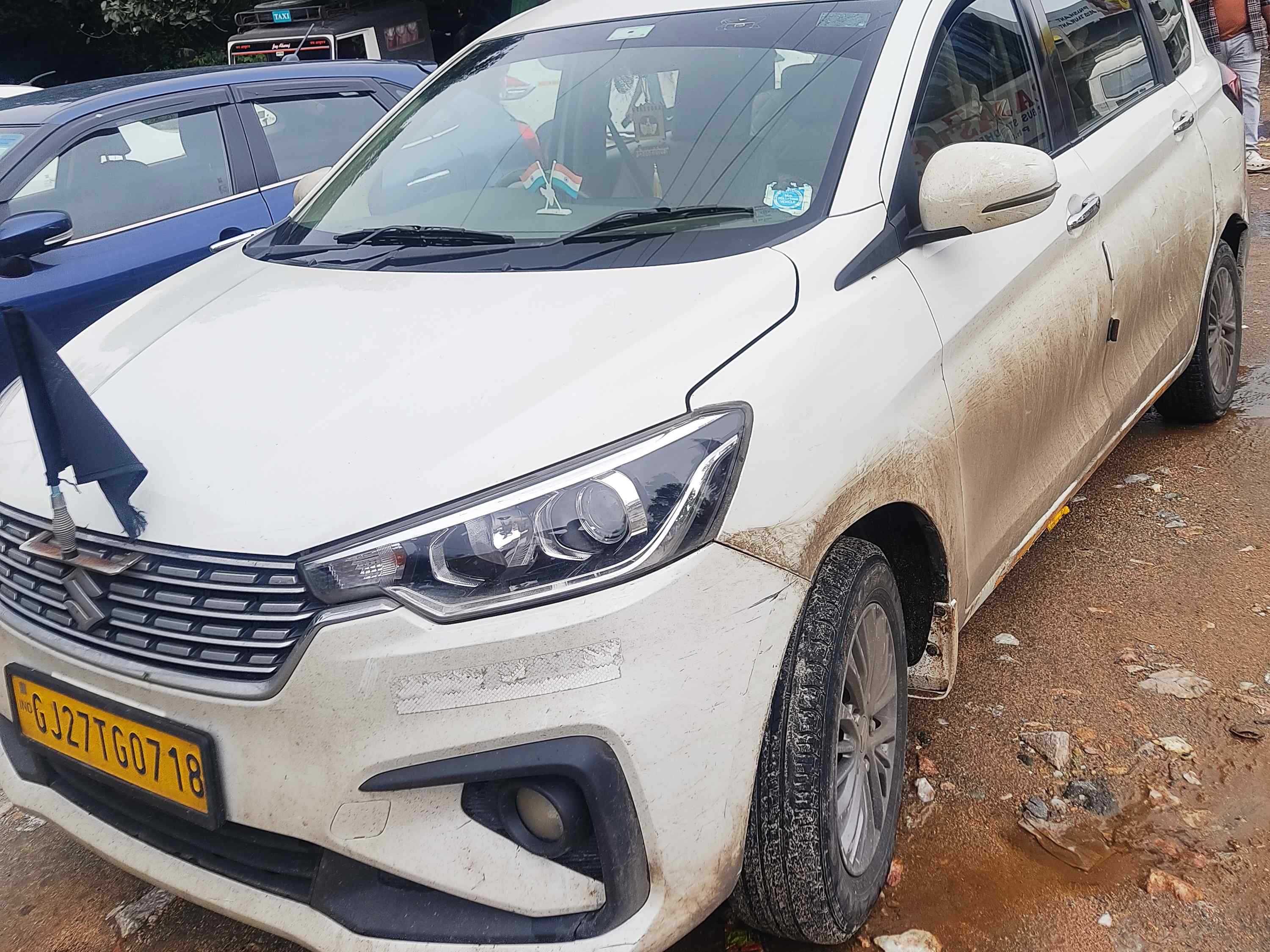 SUV Ertiga Car