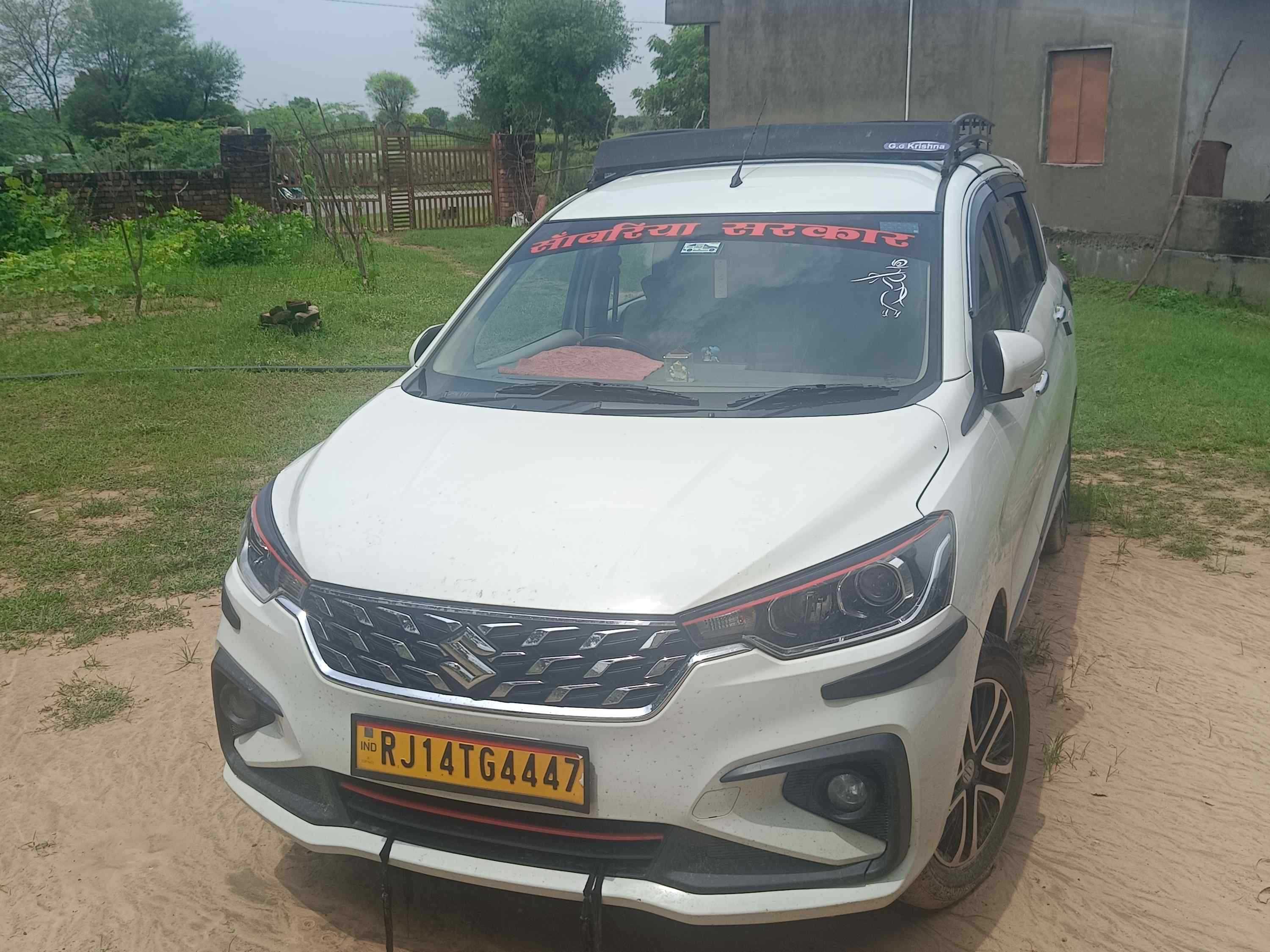 SUV Ertiga Car