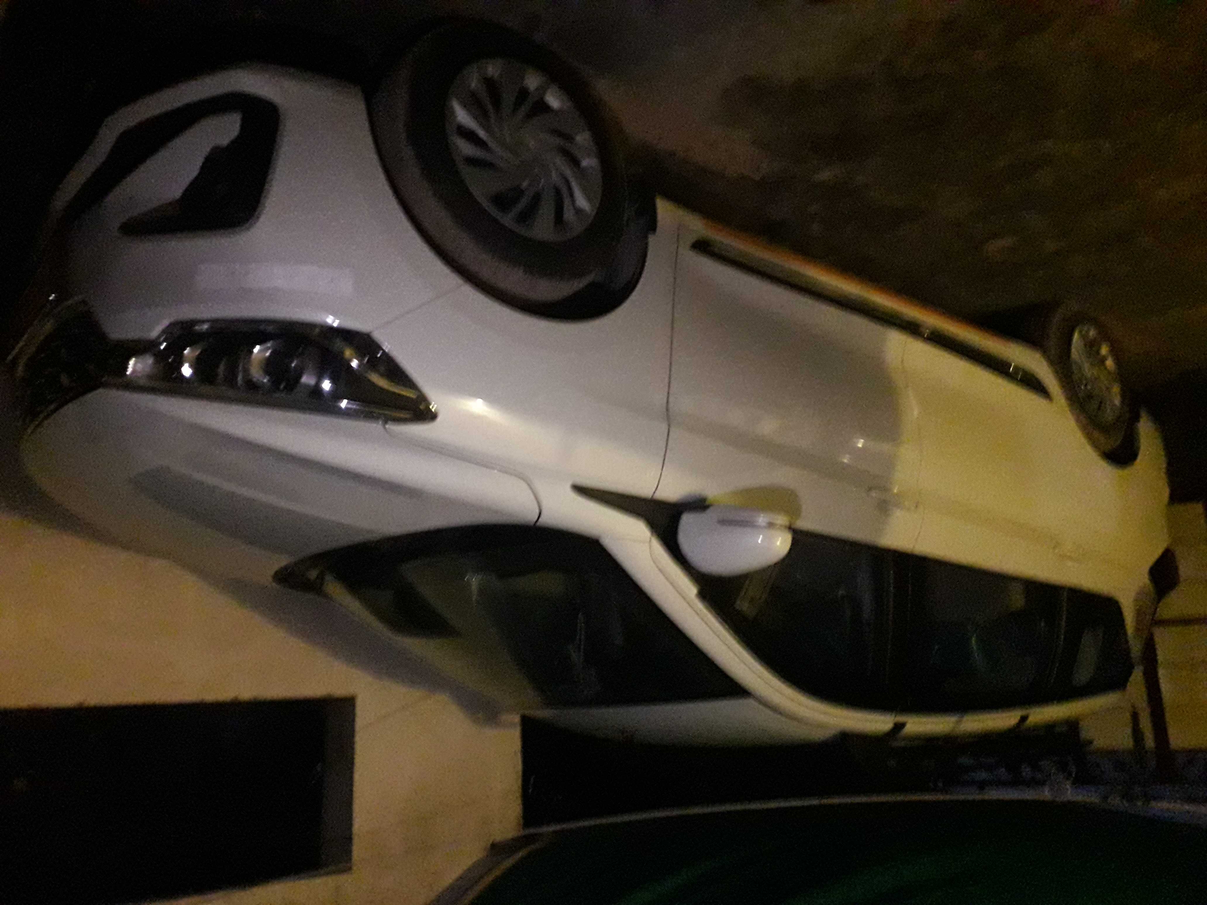 SUV Ertiga Car