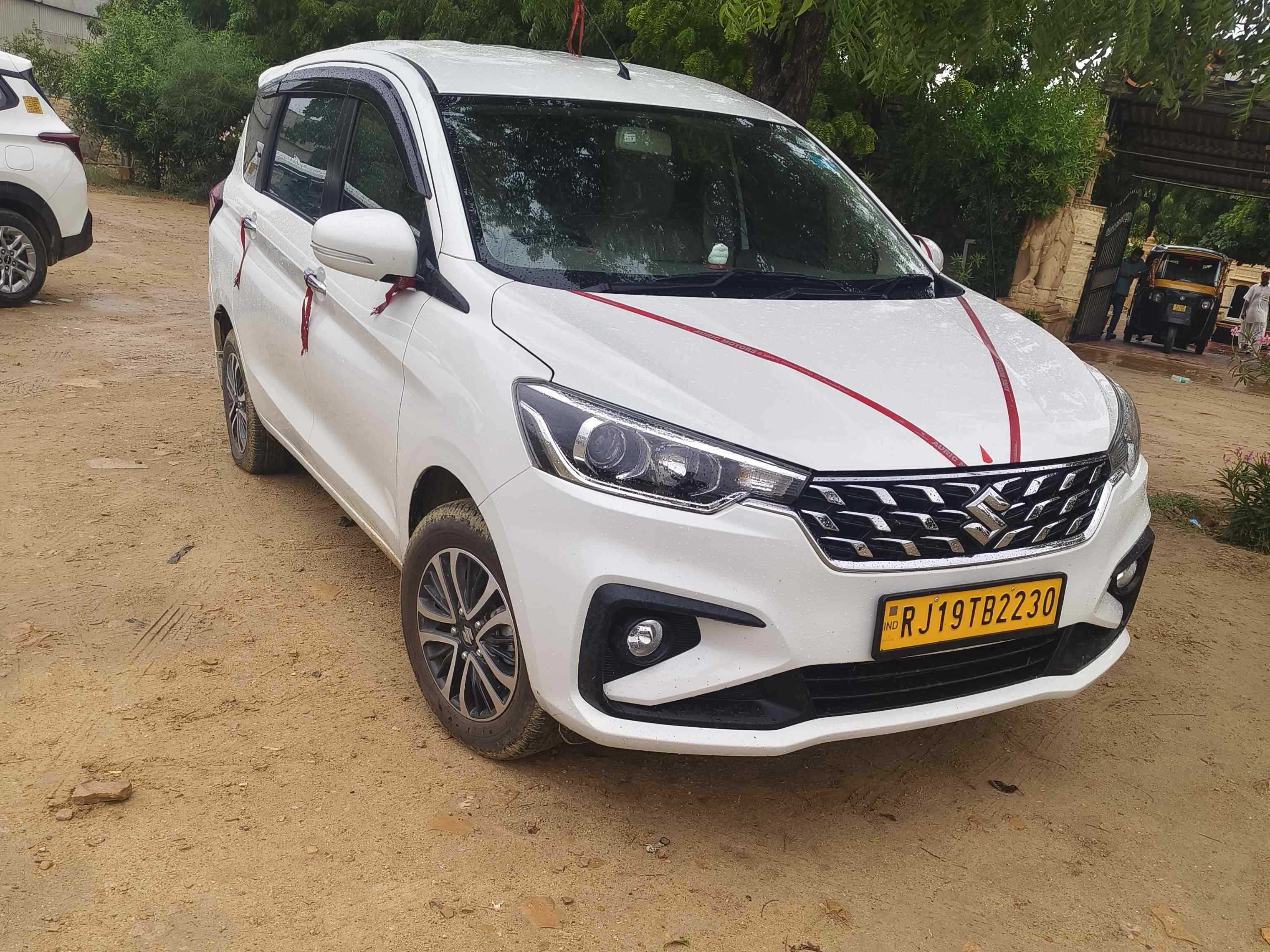 SUV Ertiga Car
