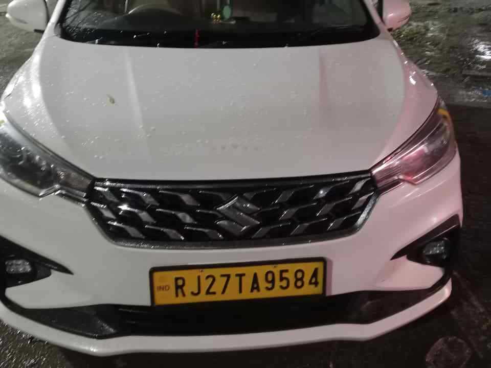 SUV Ertiga Car