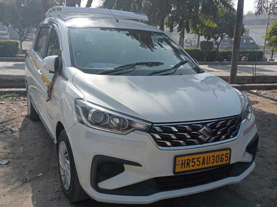 SUV Ertiga Car