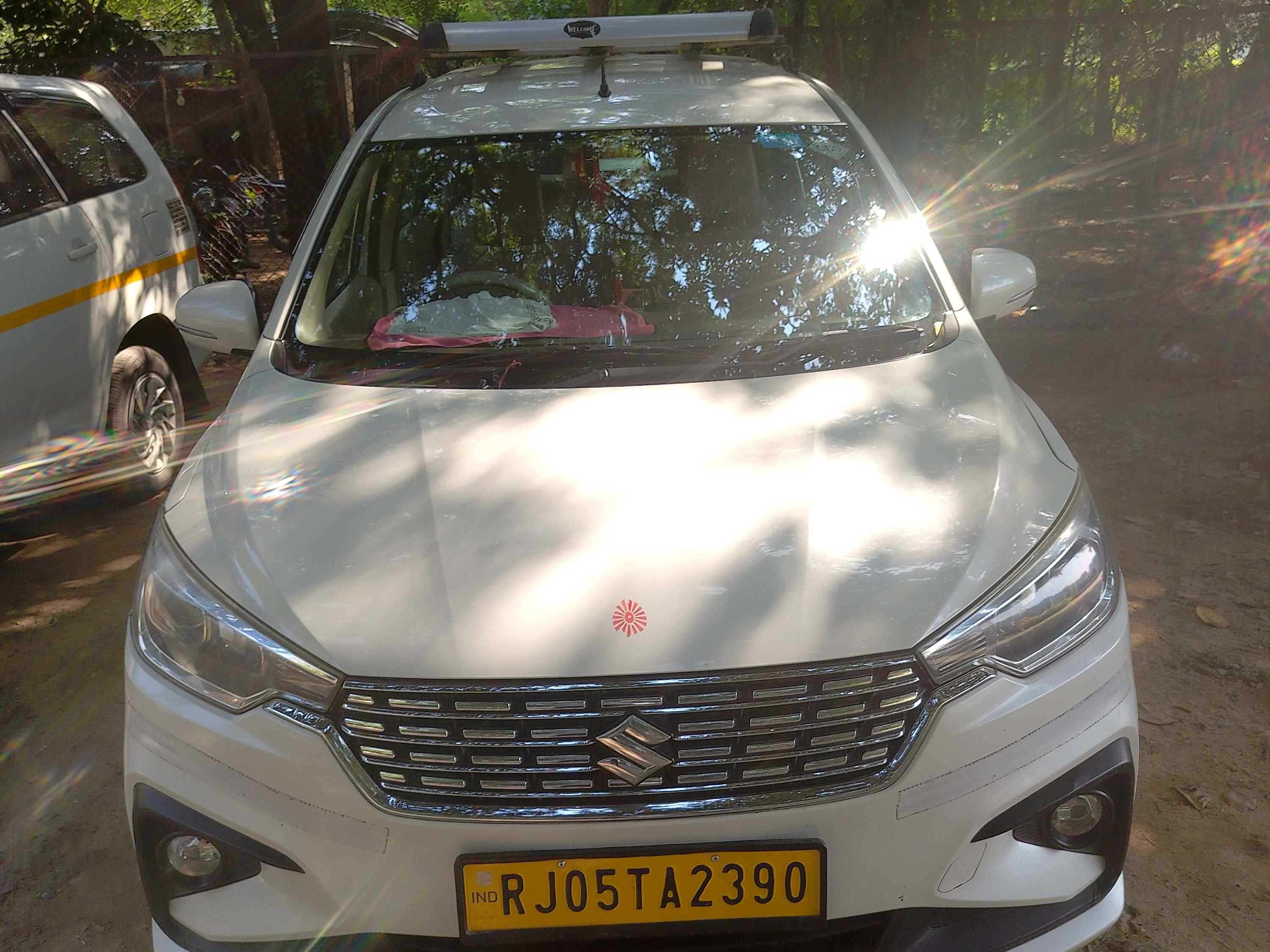 SUV Ertiga Car