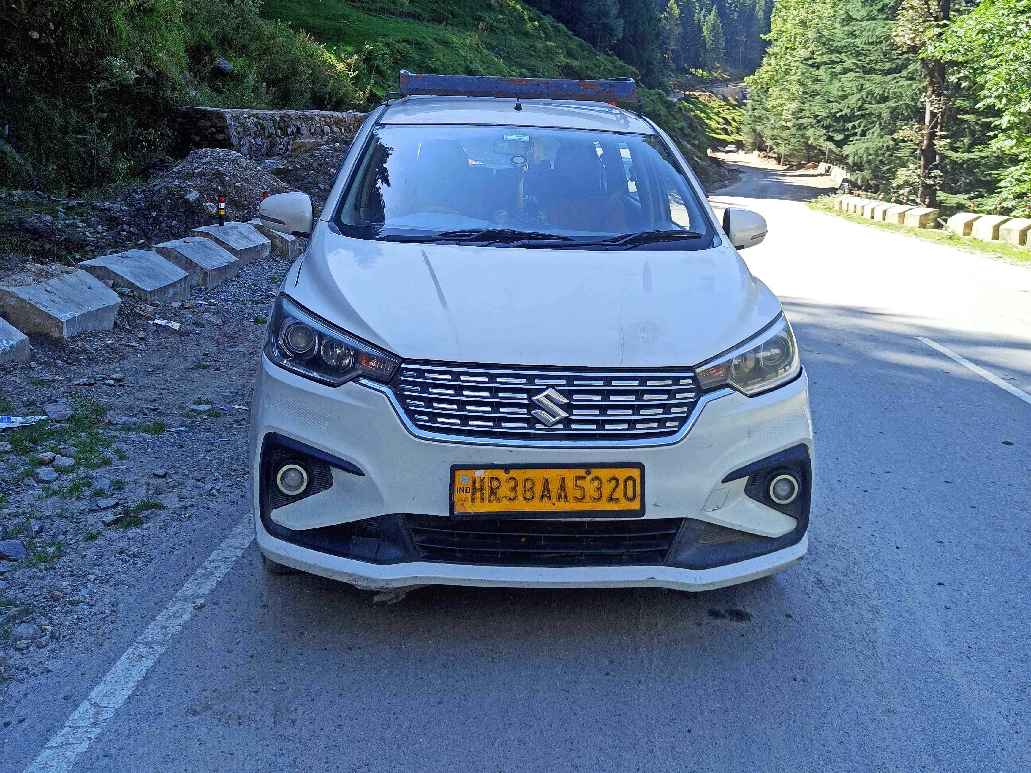 SUV Ertiga Car