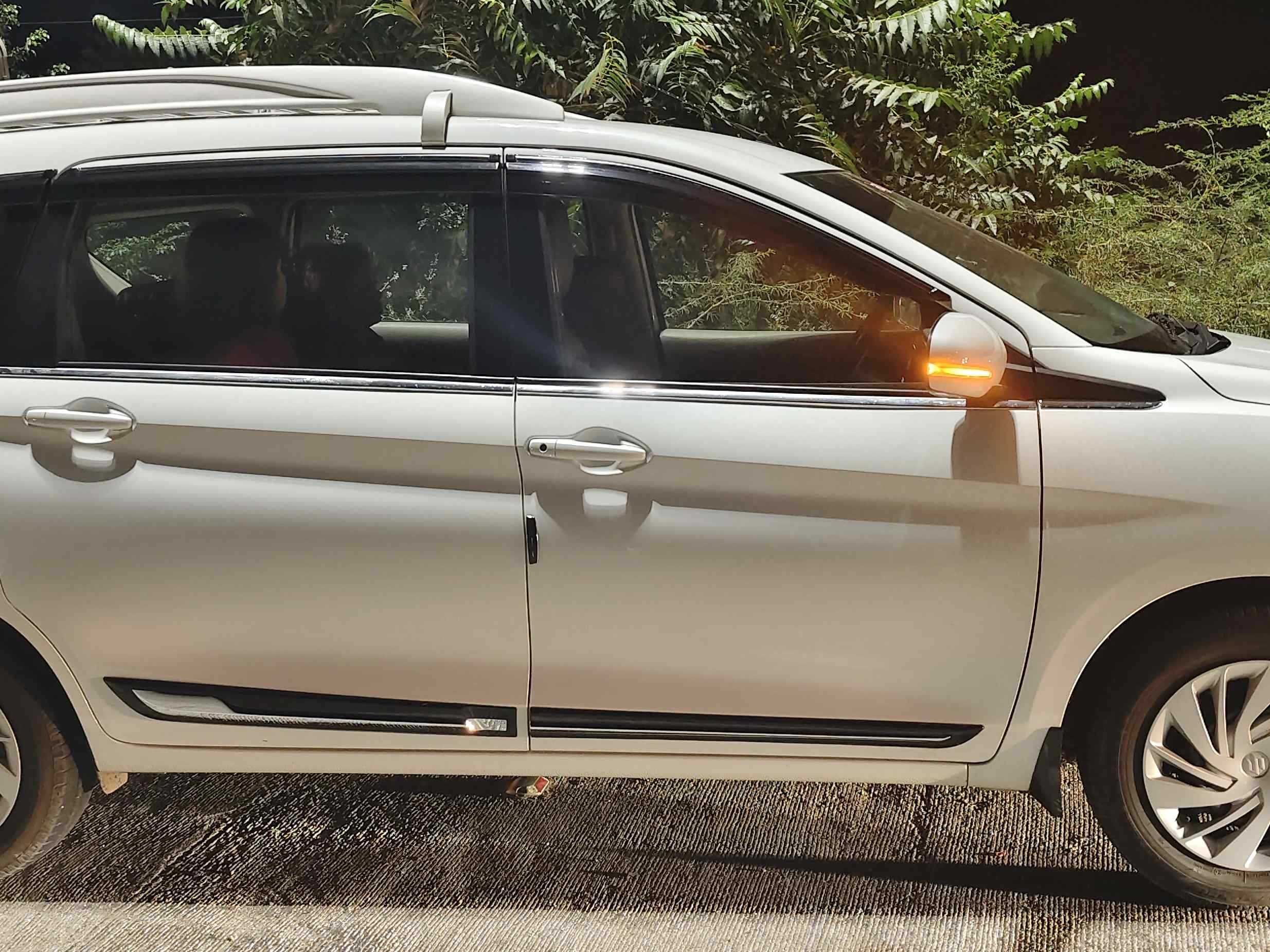 SUV Ertiga Car